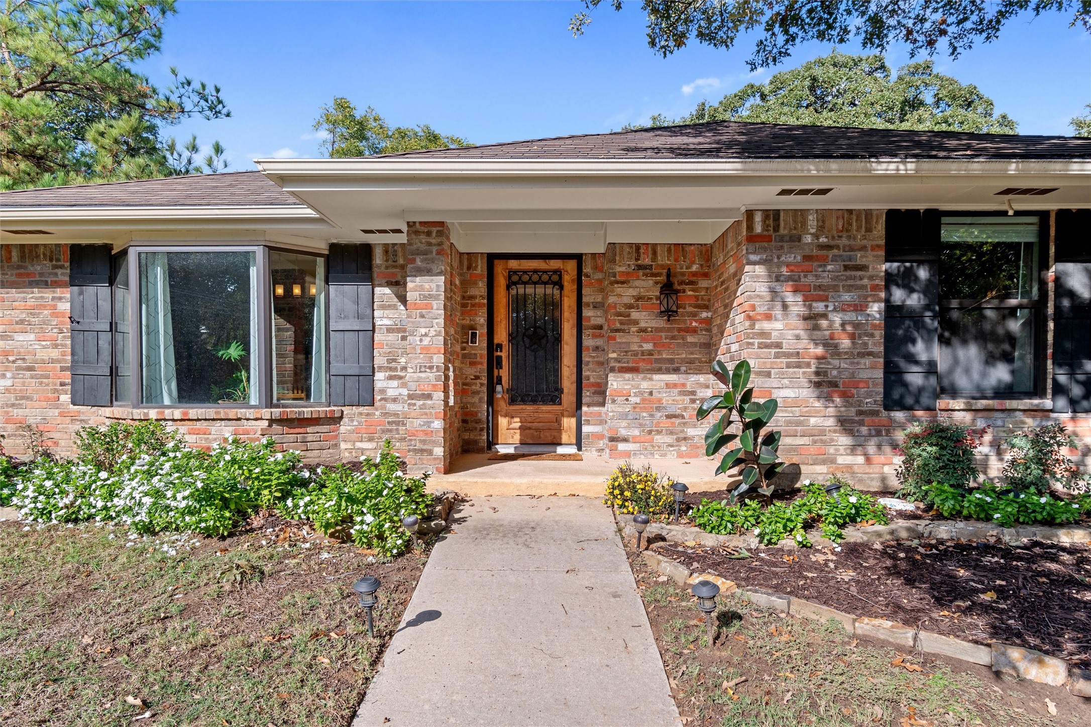 6 Cypress Court