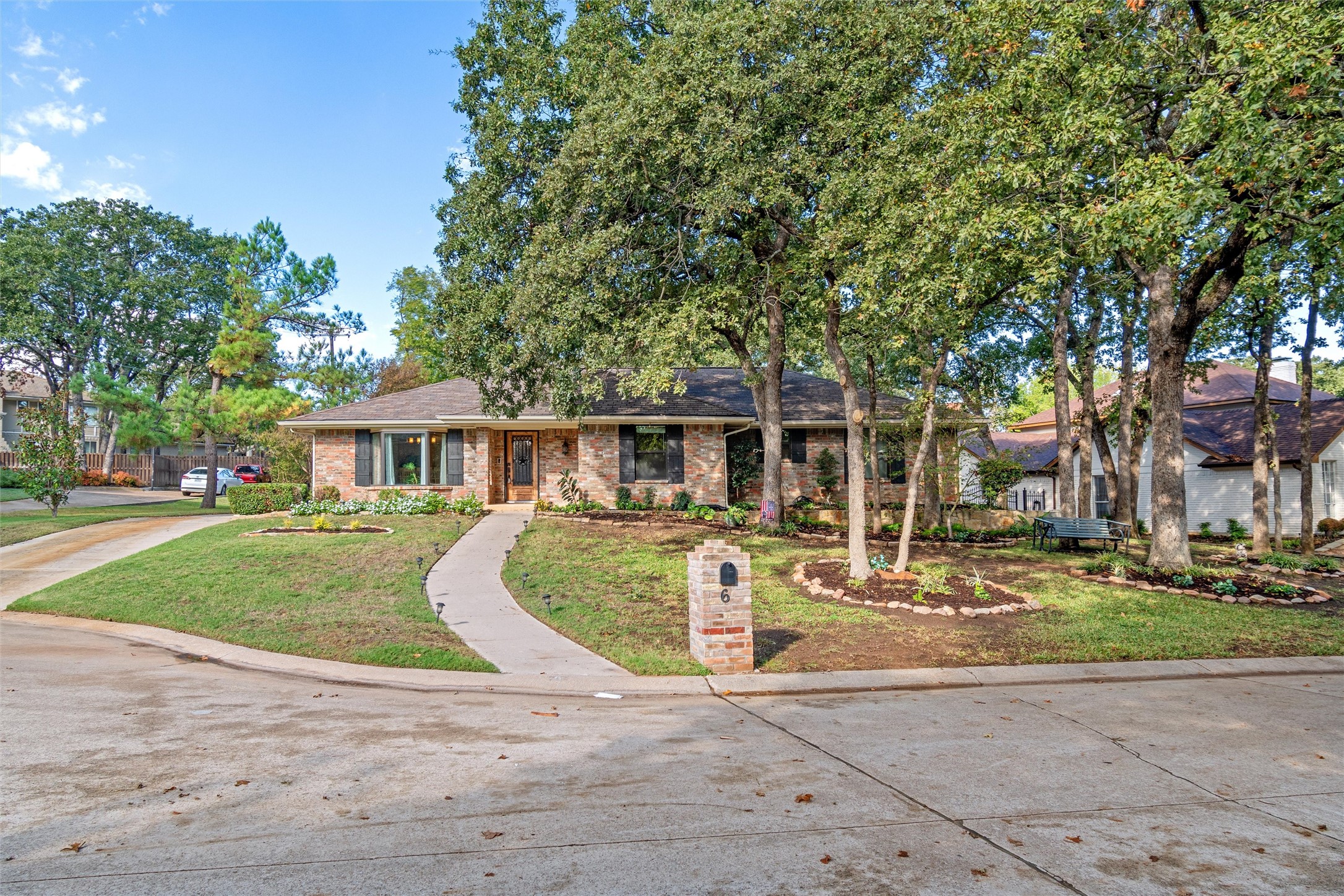 6 Cypress Court