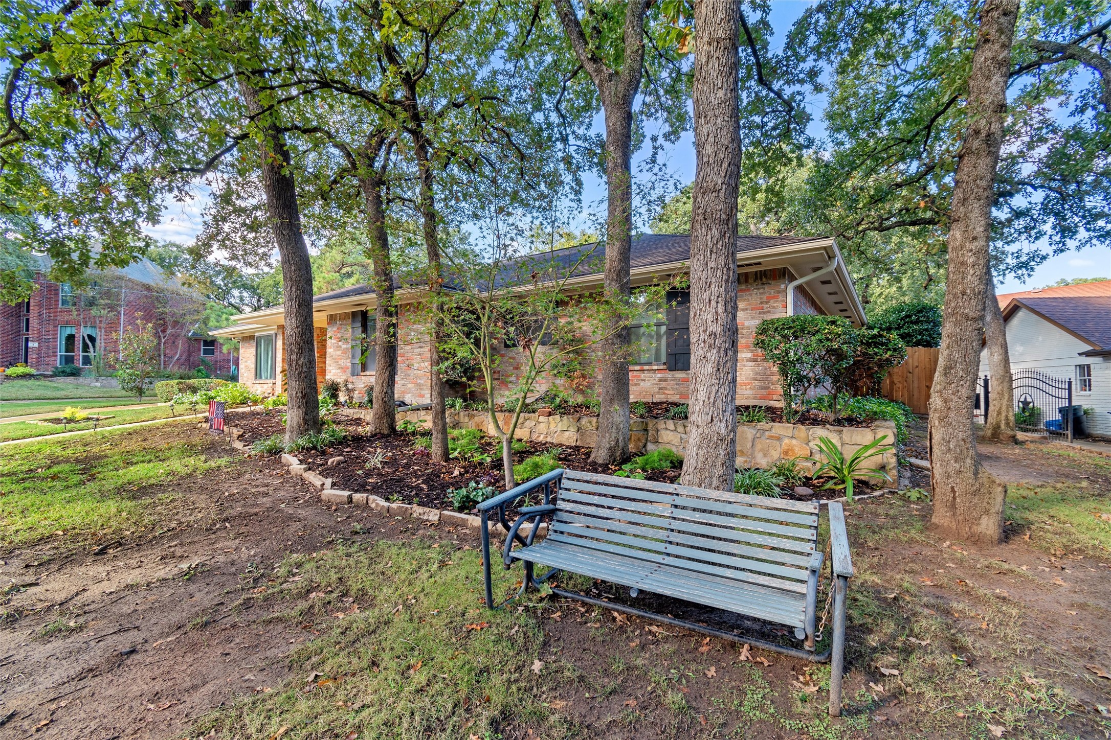 6 Cypress Court