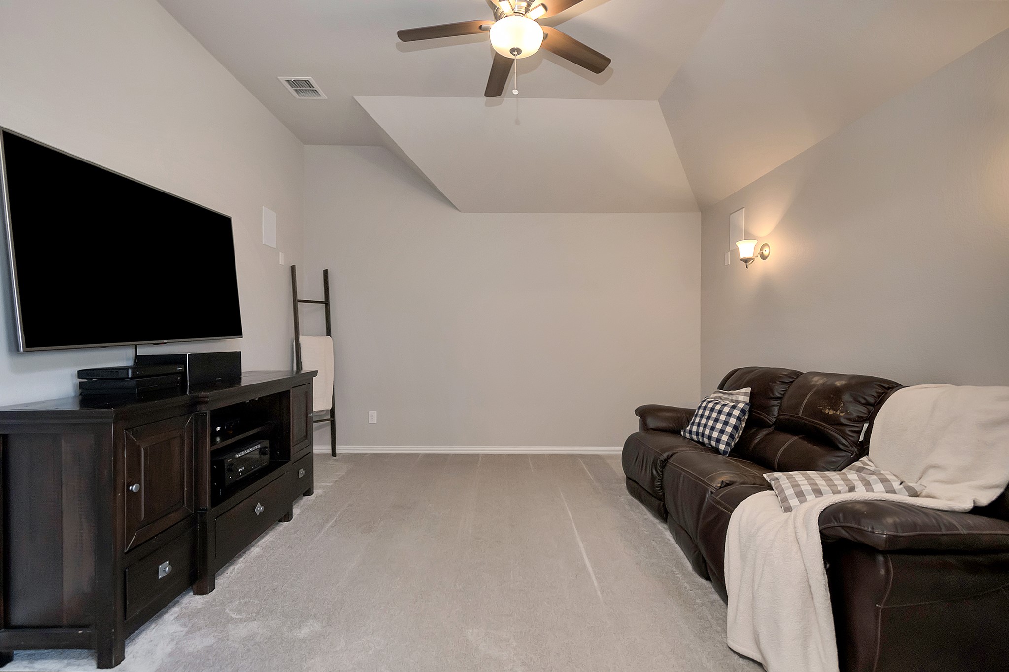 4229 Round Valley Lane