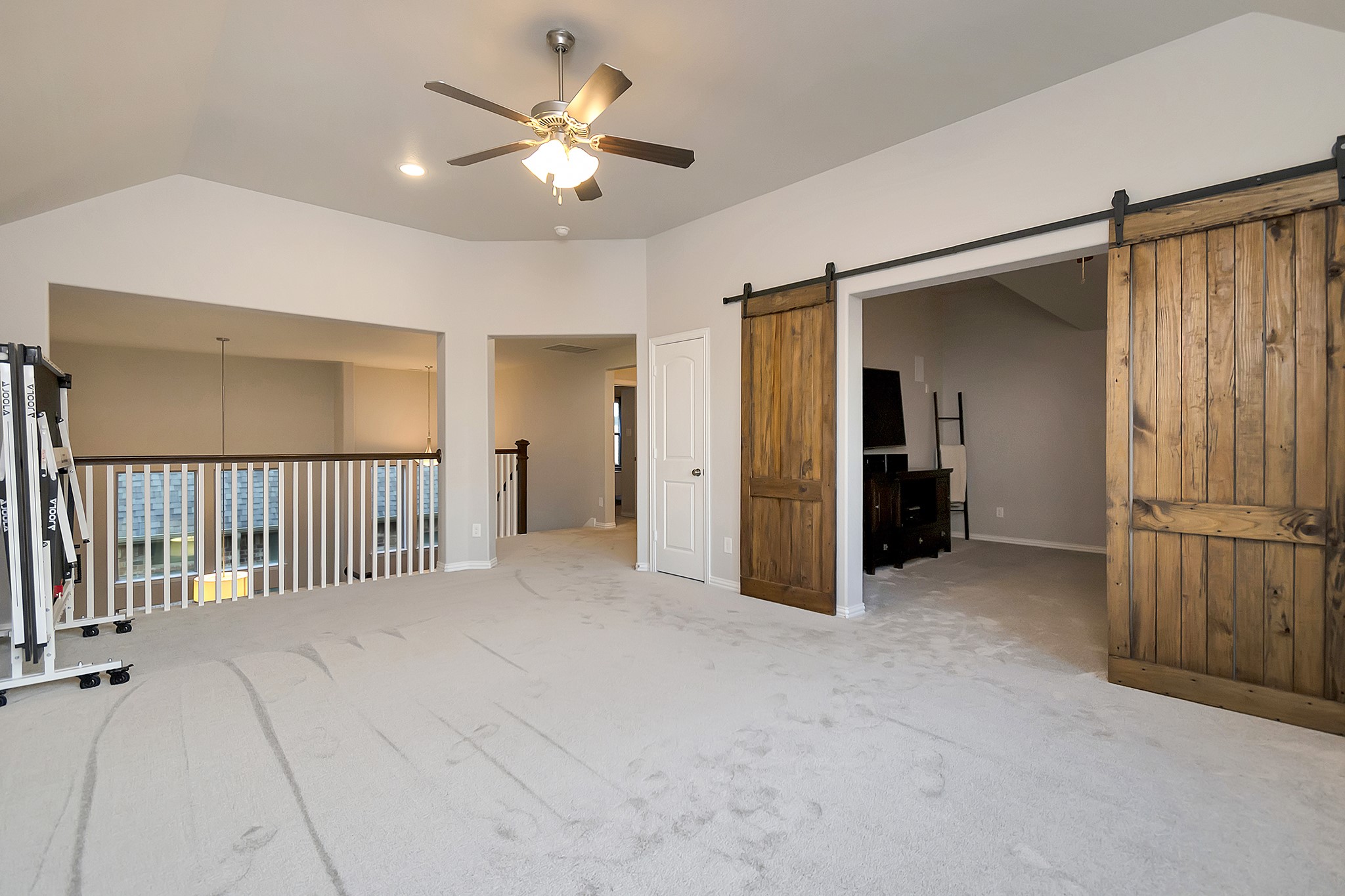 4229 Round Valley Lane