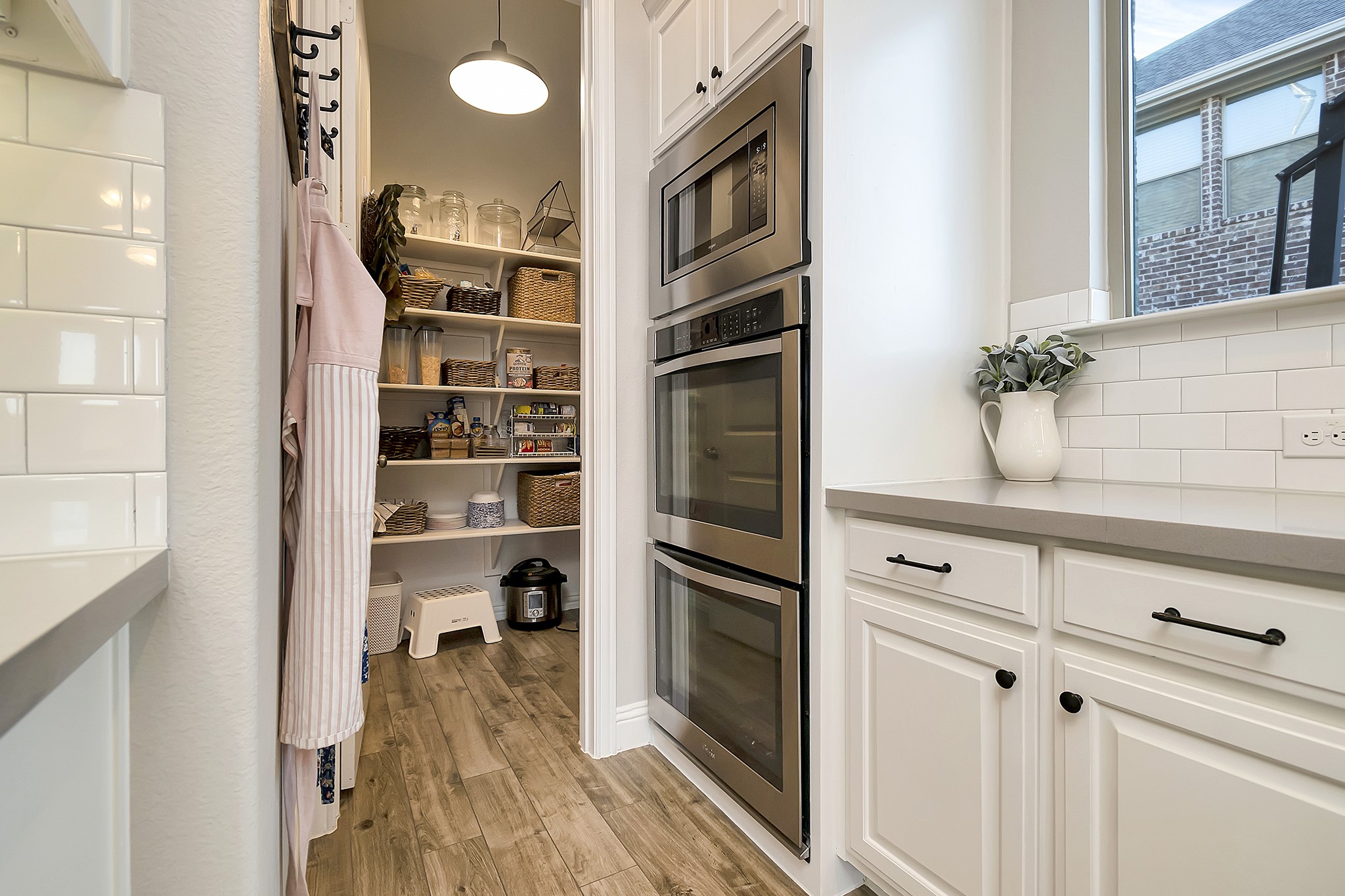 4229 Round Valley Lane