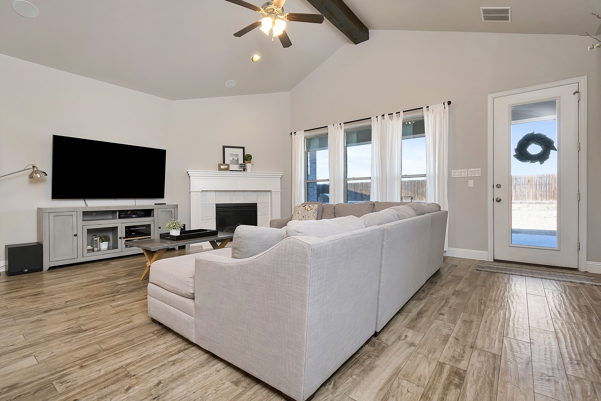 4229 Round Valley Lane