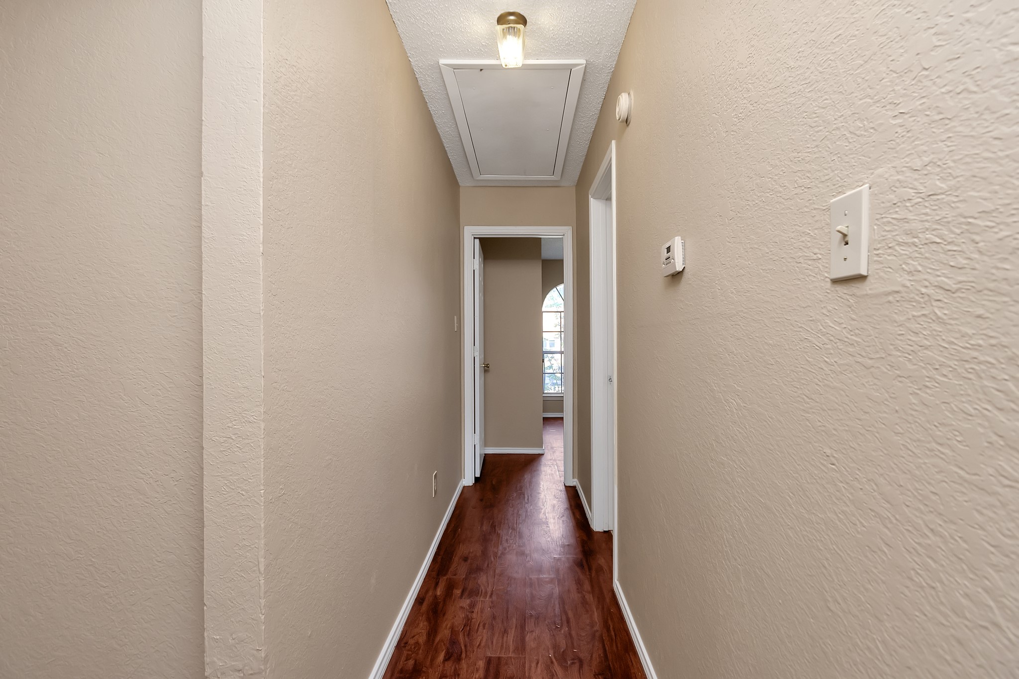 2922 Timothy Lane