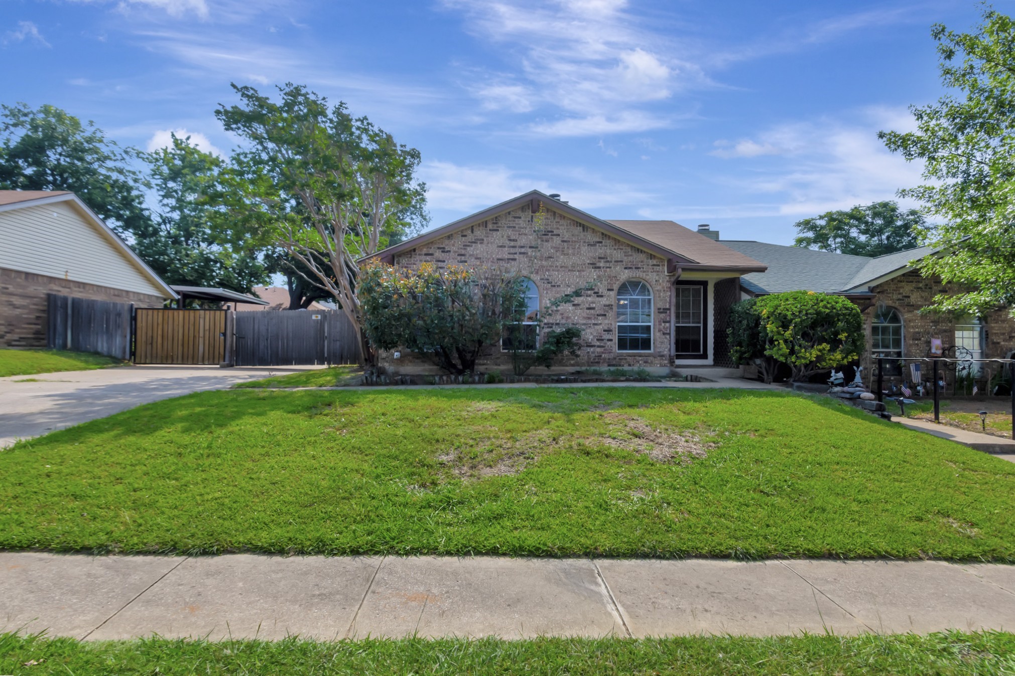 2922 Timothy Lane
