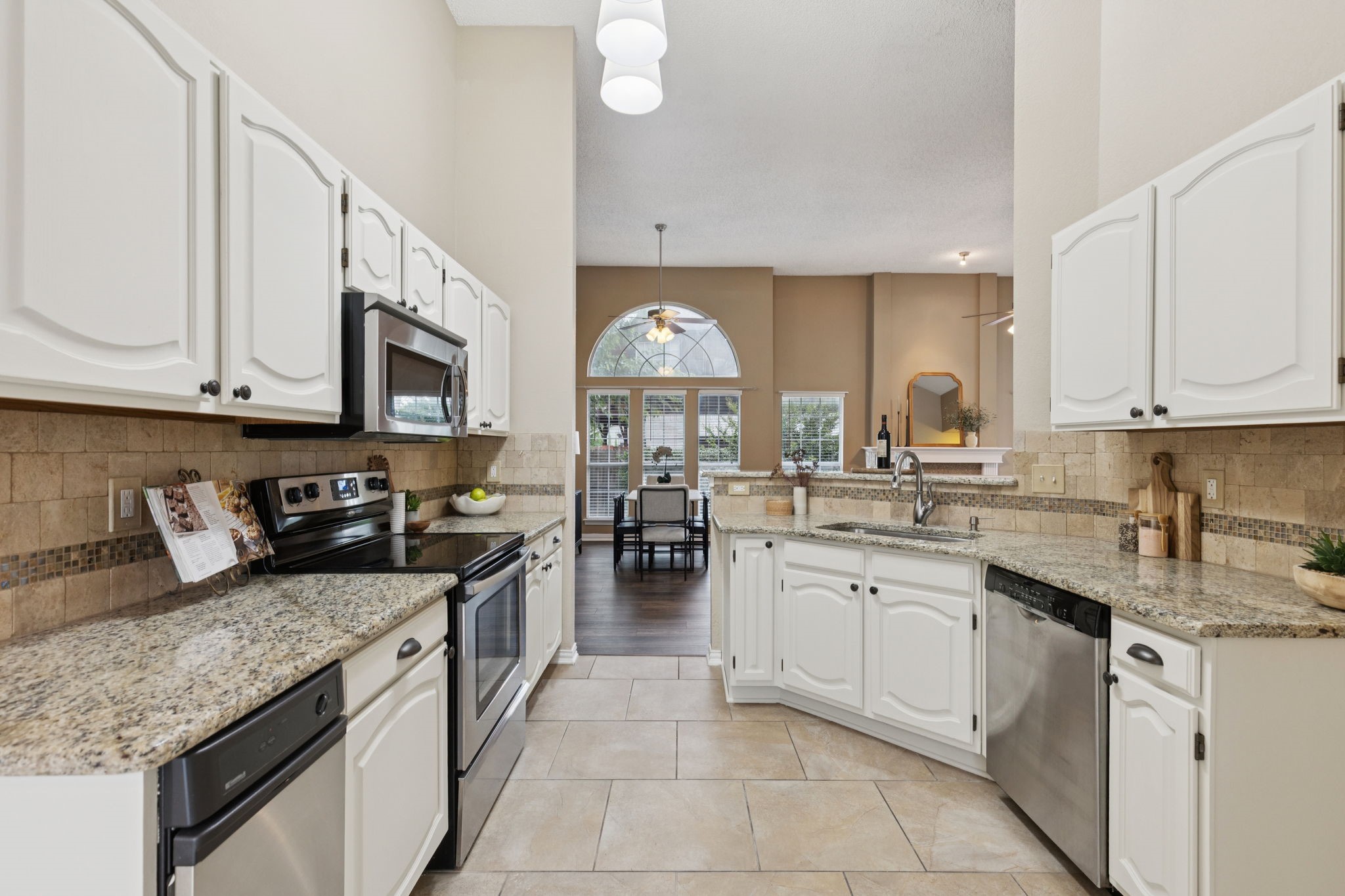 43 Alamosa Drive