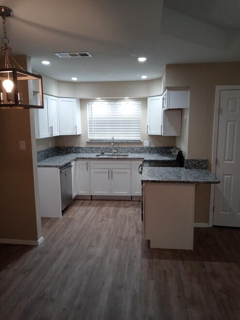 7621 & 7625 Evergreen Road