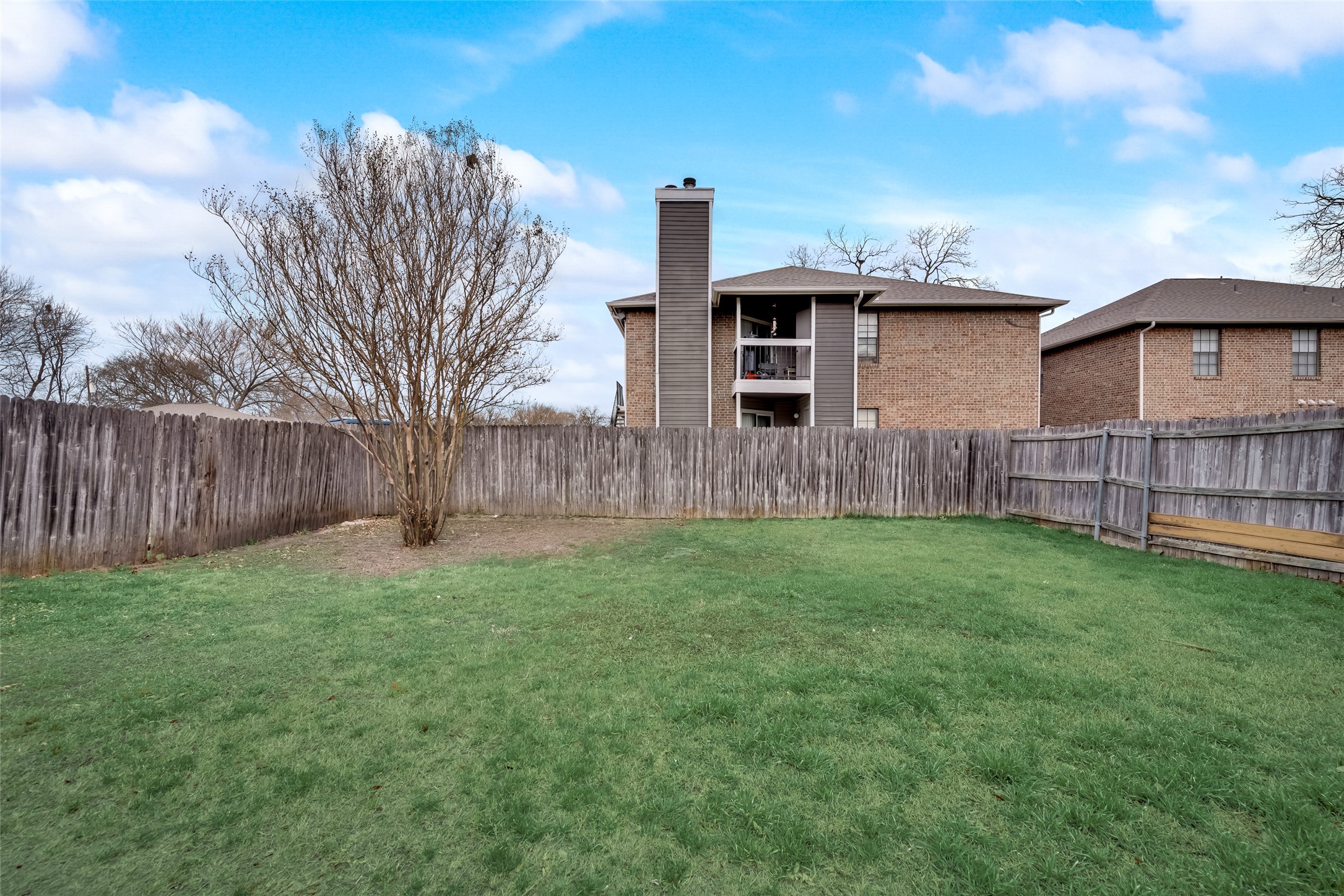 7621 & 7625 Evergreen Road