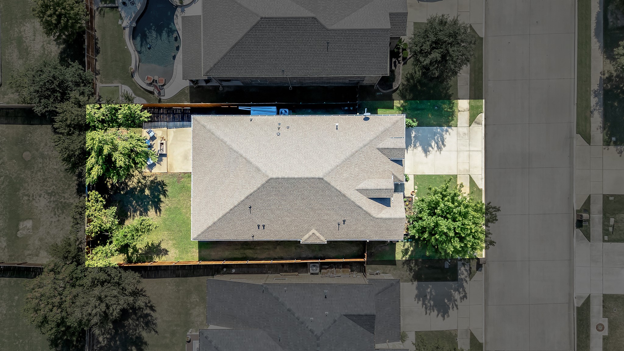 1395 Sandhurst Drive