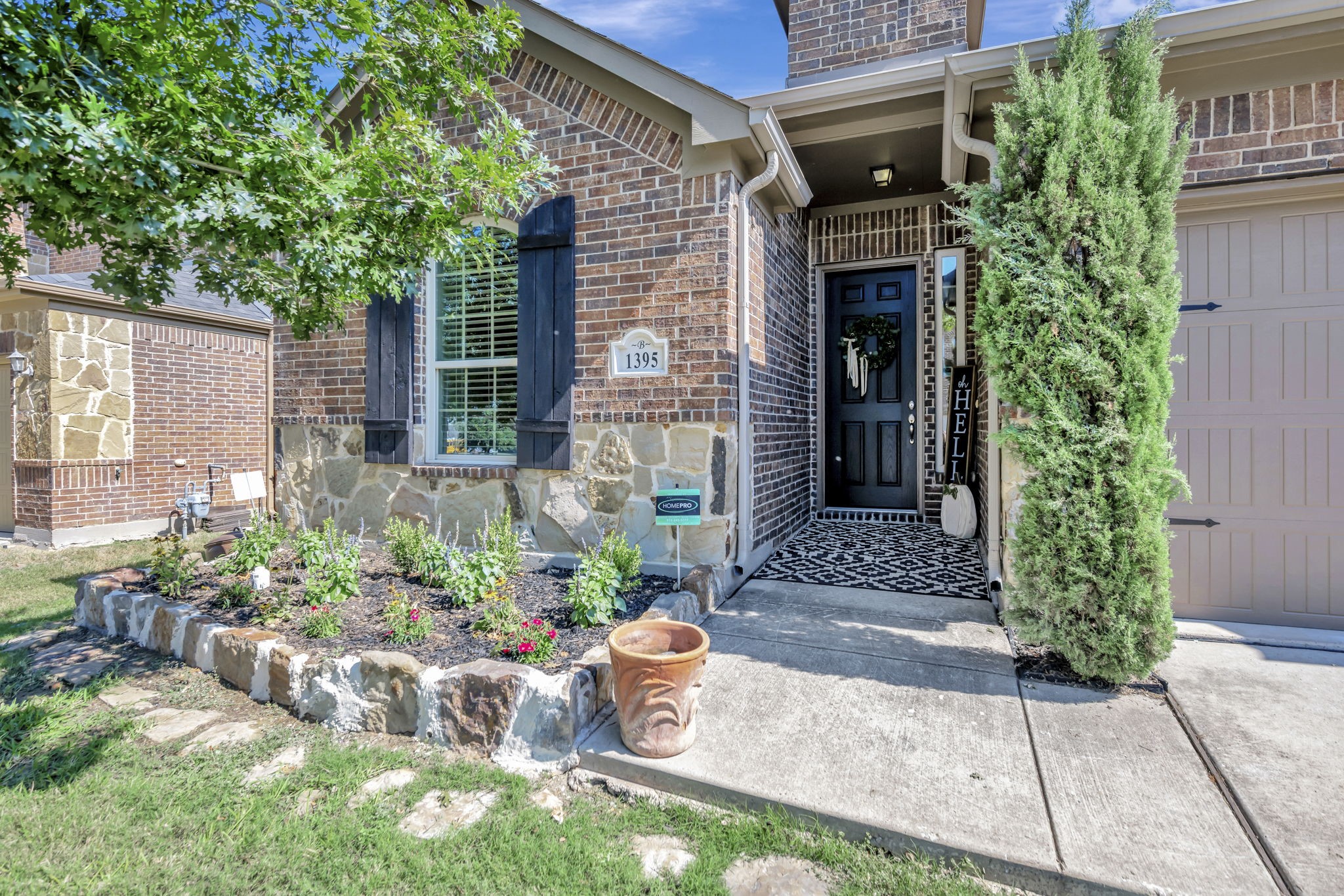 1395 Sandhurst Drive