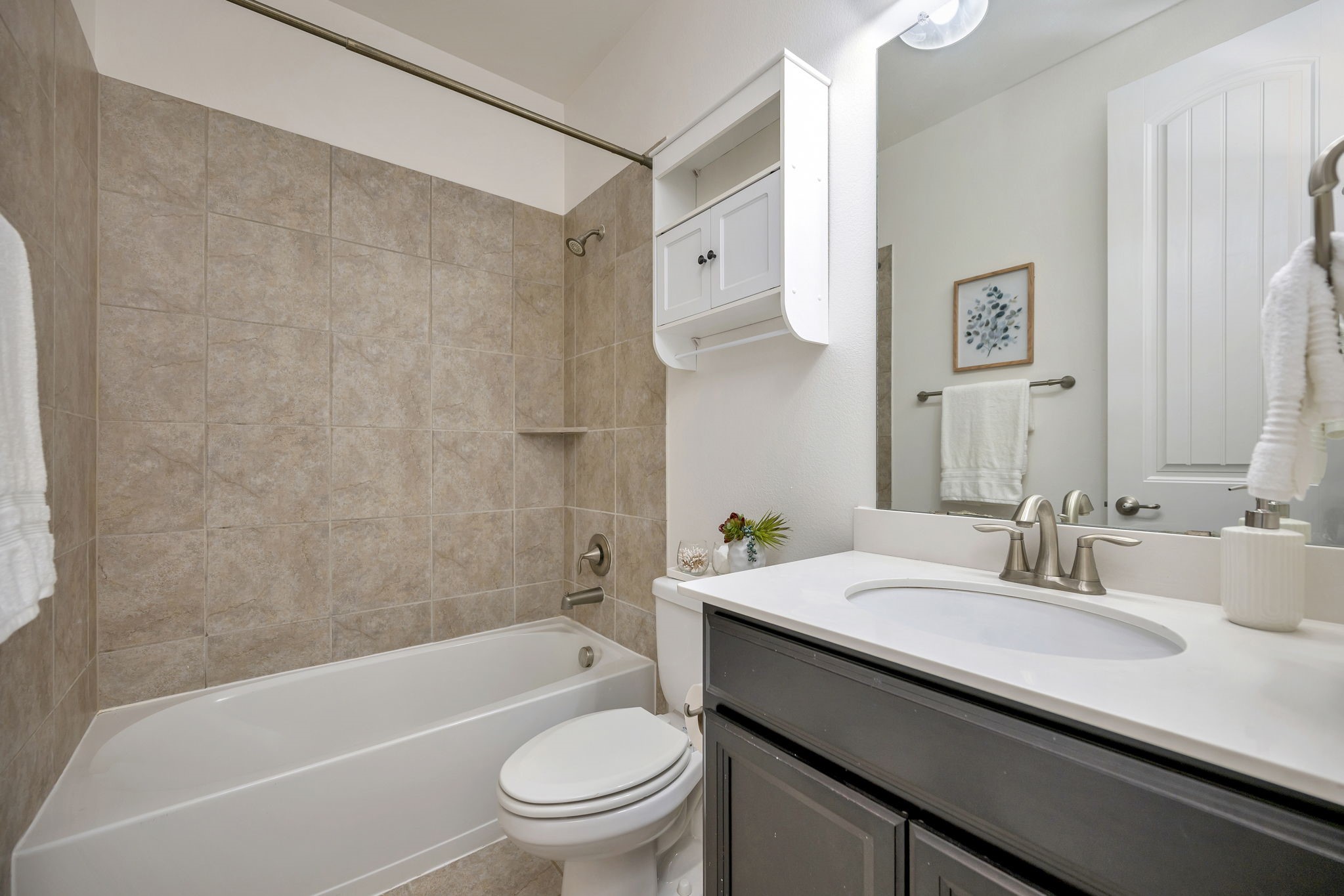 1395 Sandhurst Drive