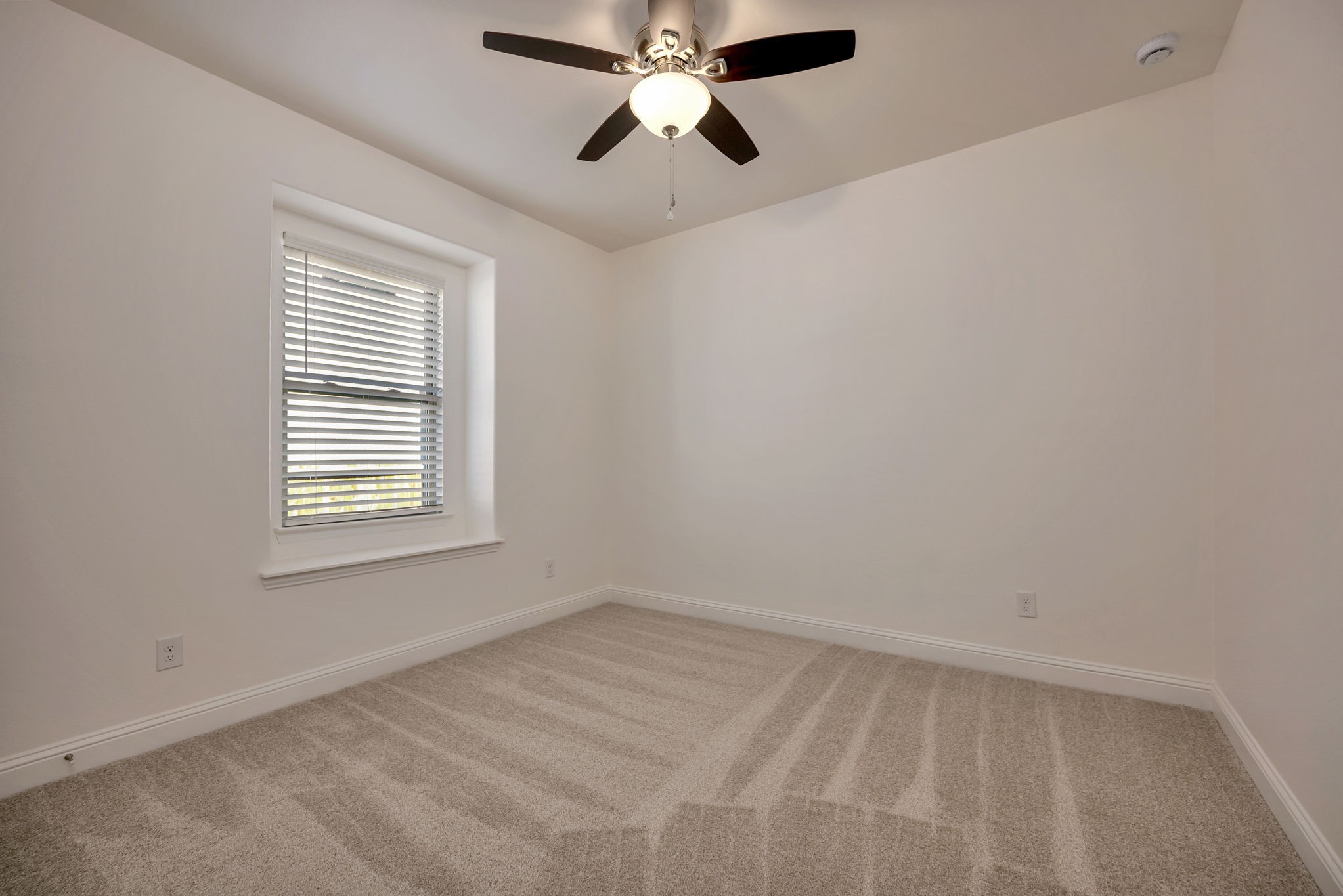 1395 Sandhurst Drive