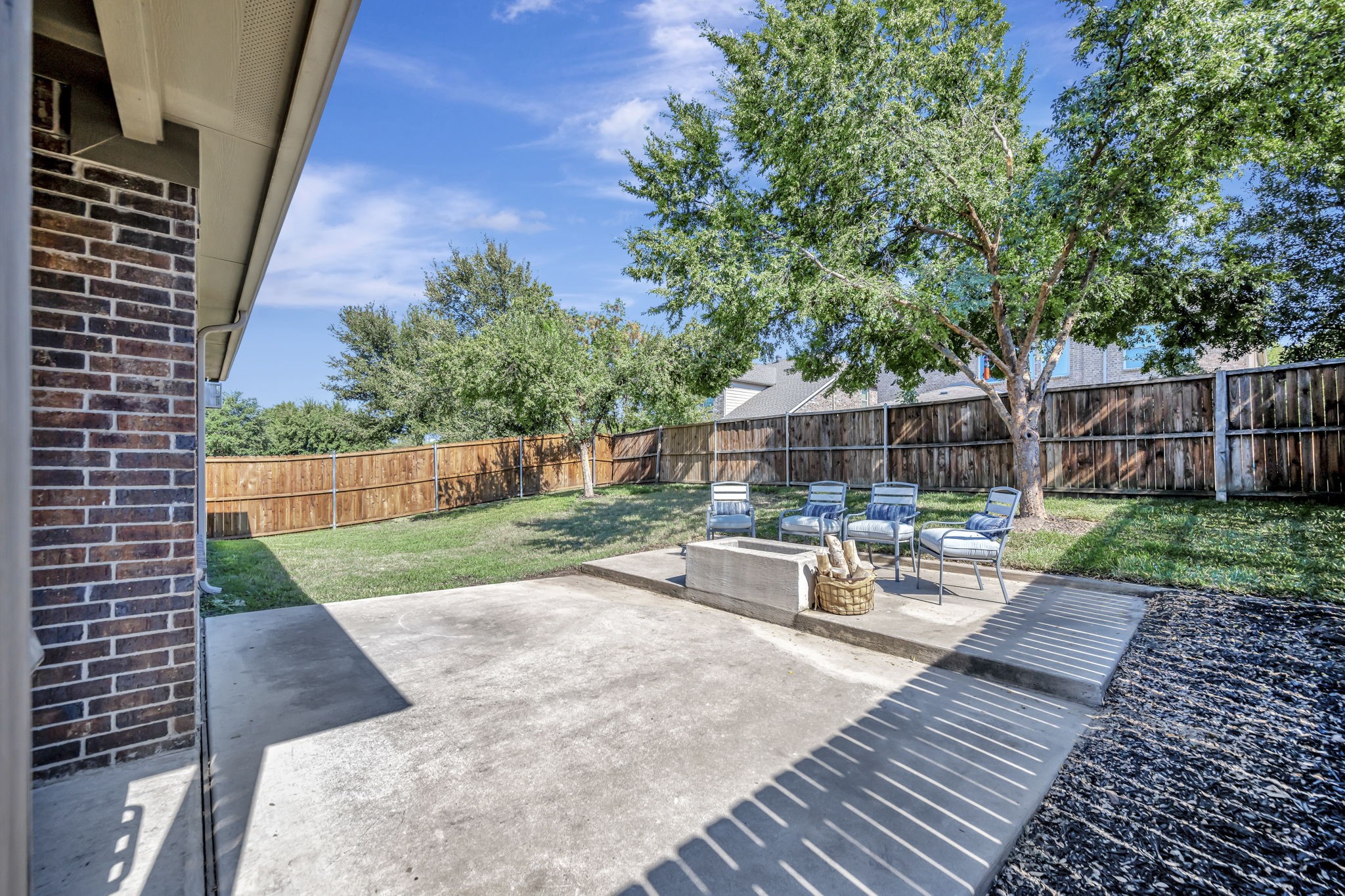 1395 Sandhurst Drive