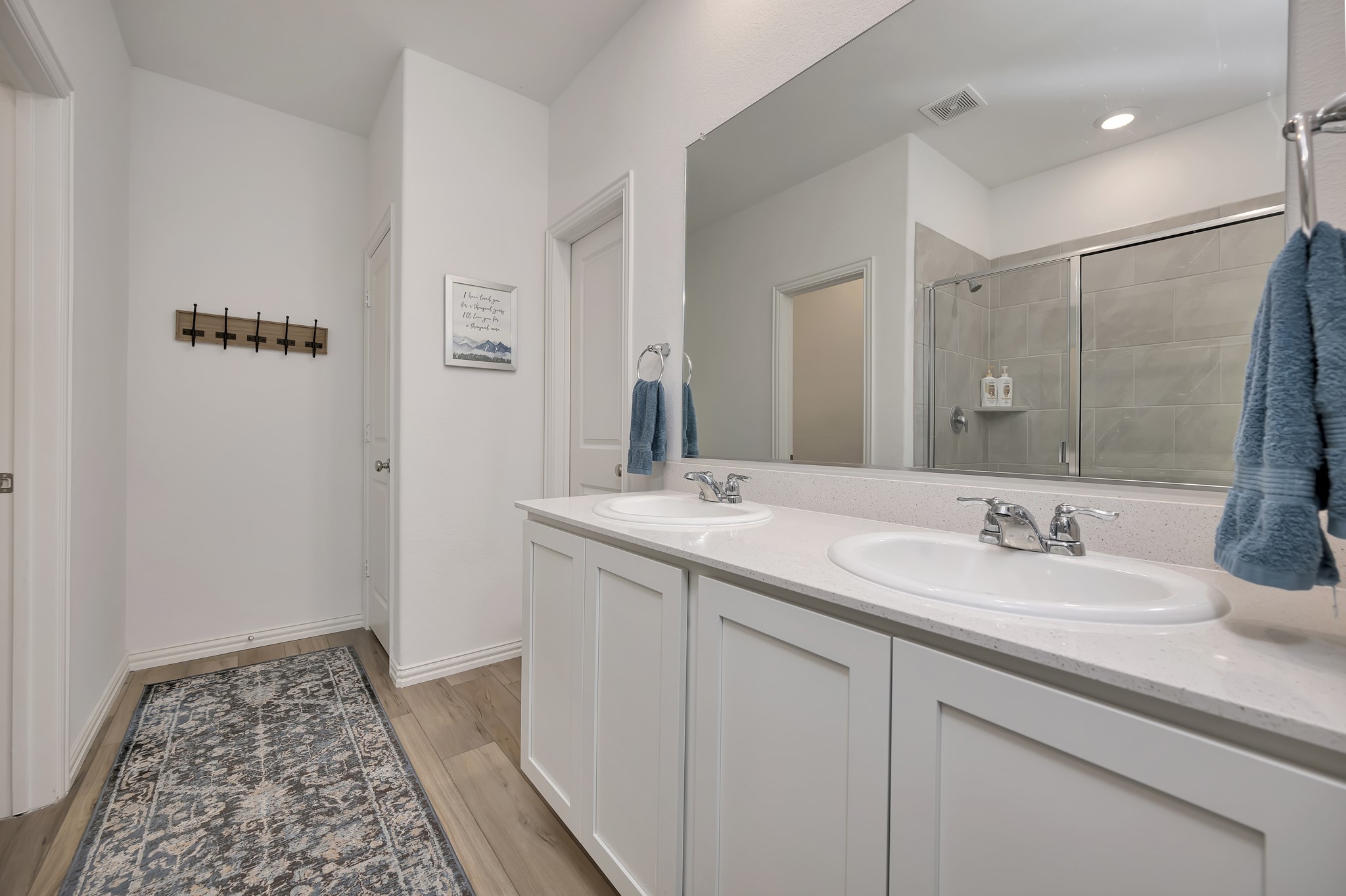 2604 Starwater Drive