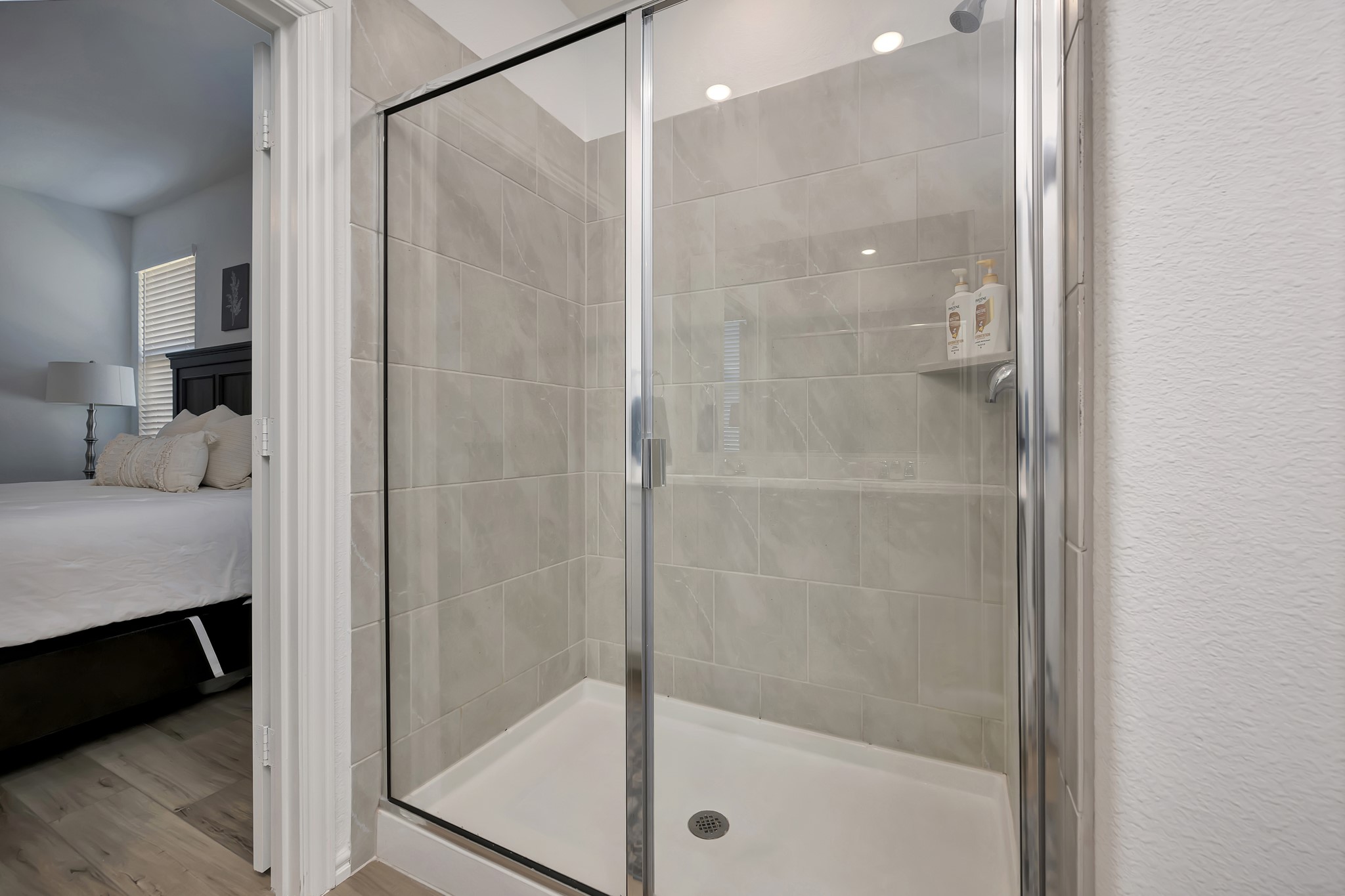 2604 Starwater Drive