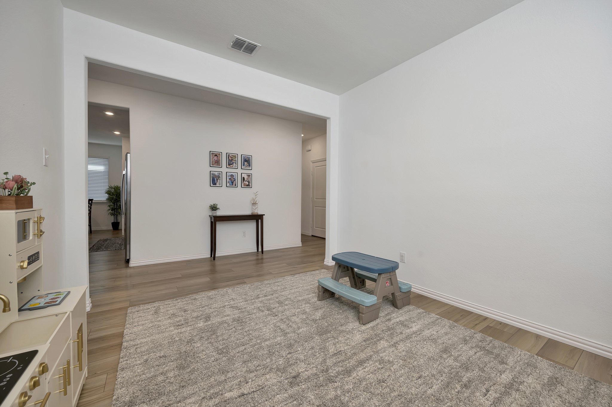 2604 Starwater Drive