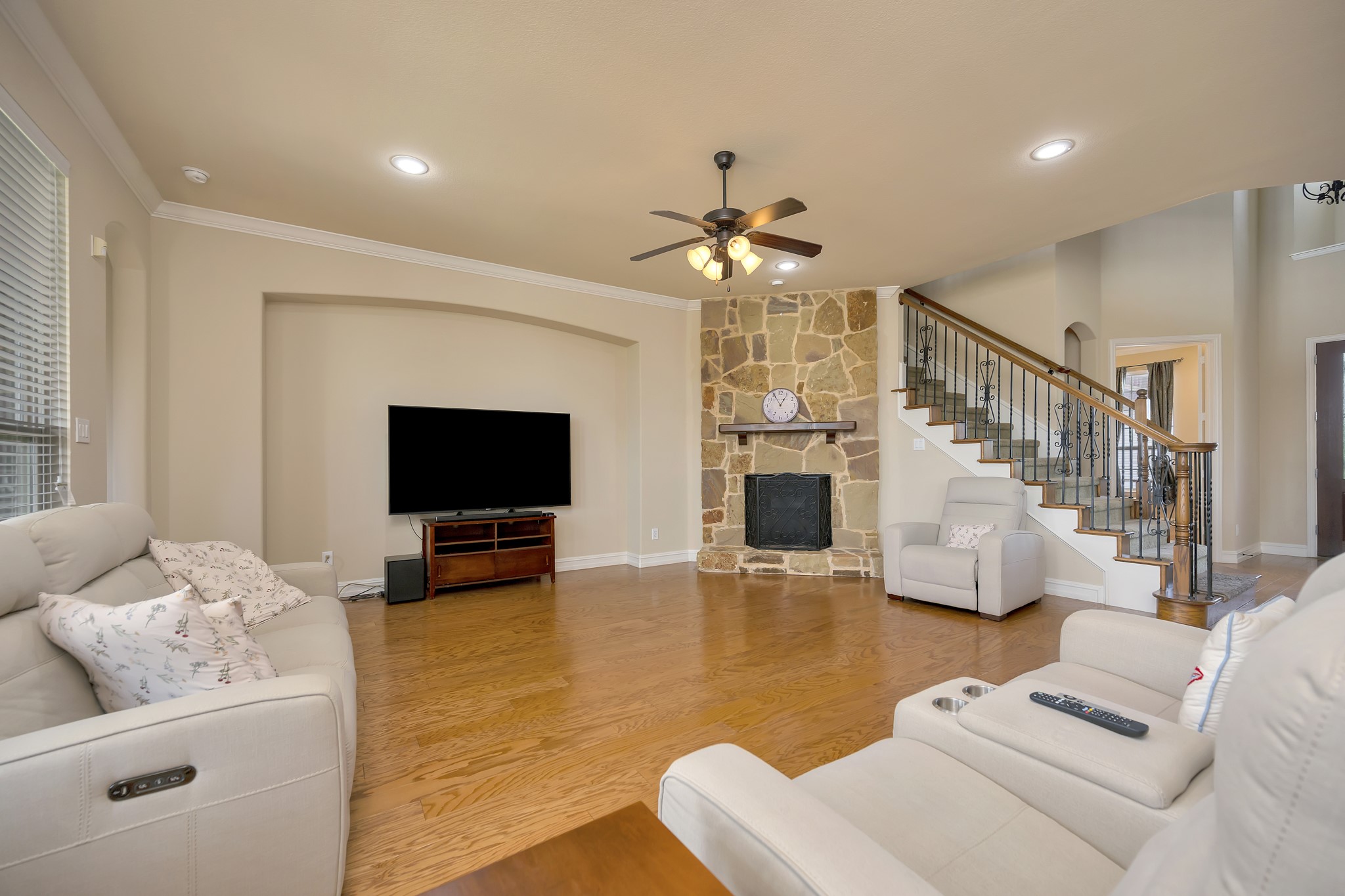 2548 Balmain Court