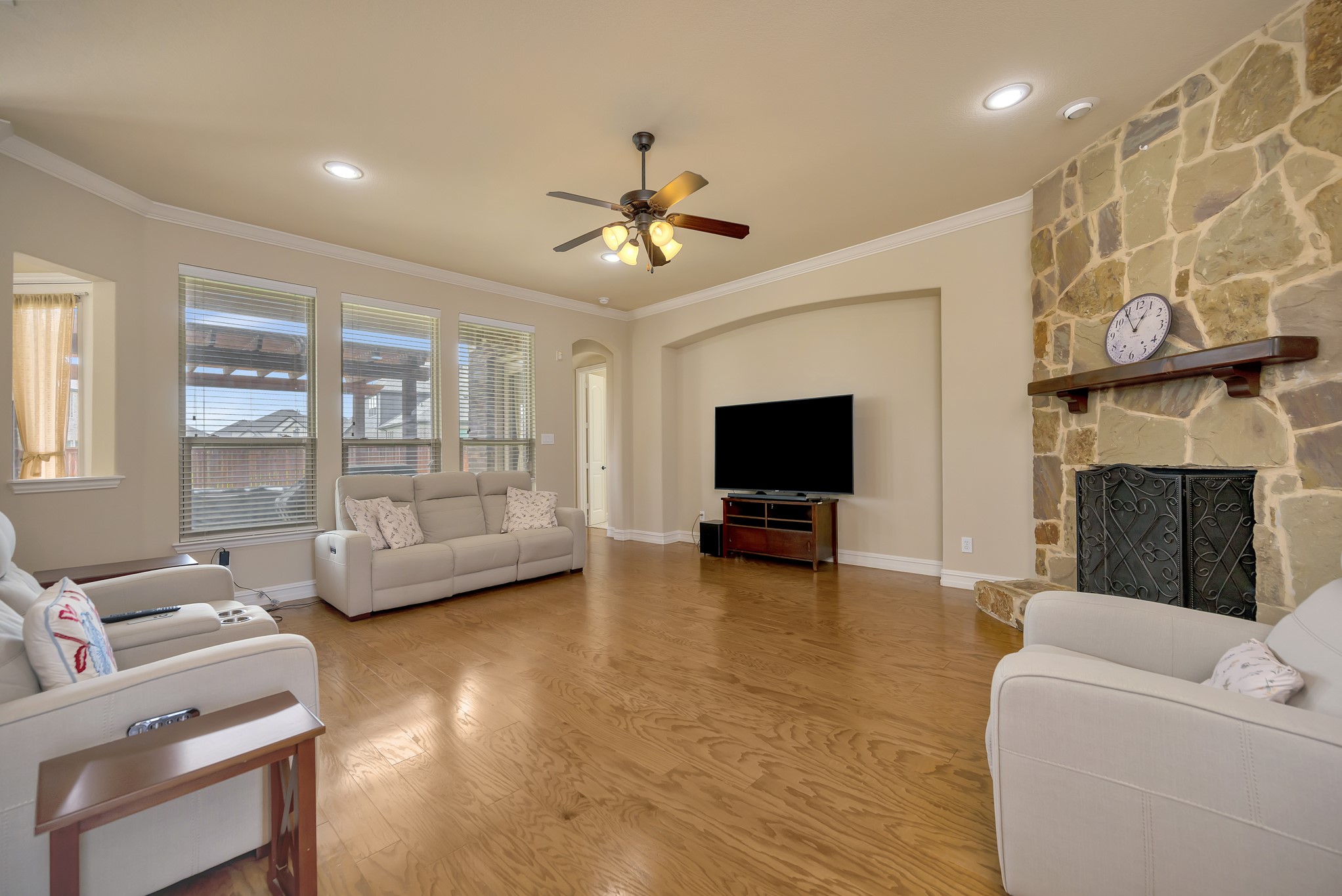 2548 Balmain Court