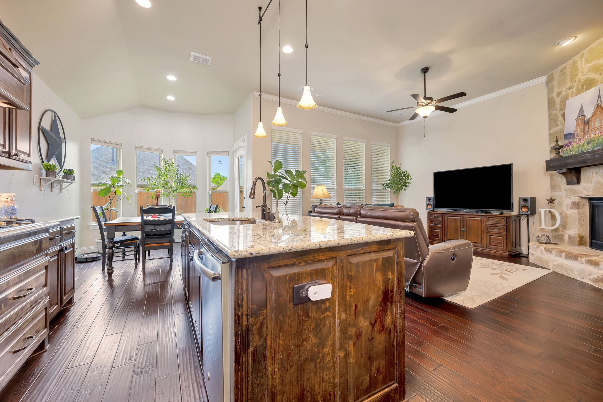 2822 Exeter Drive