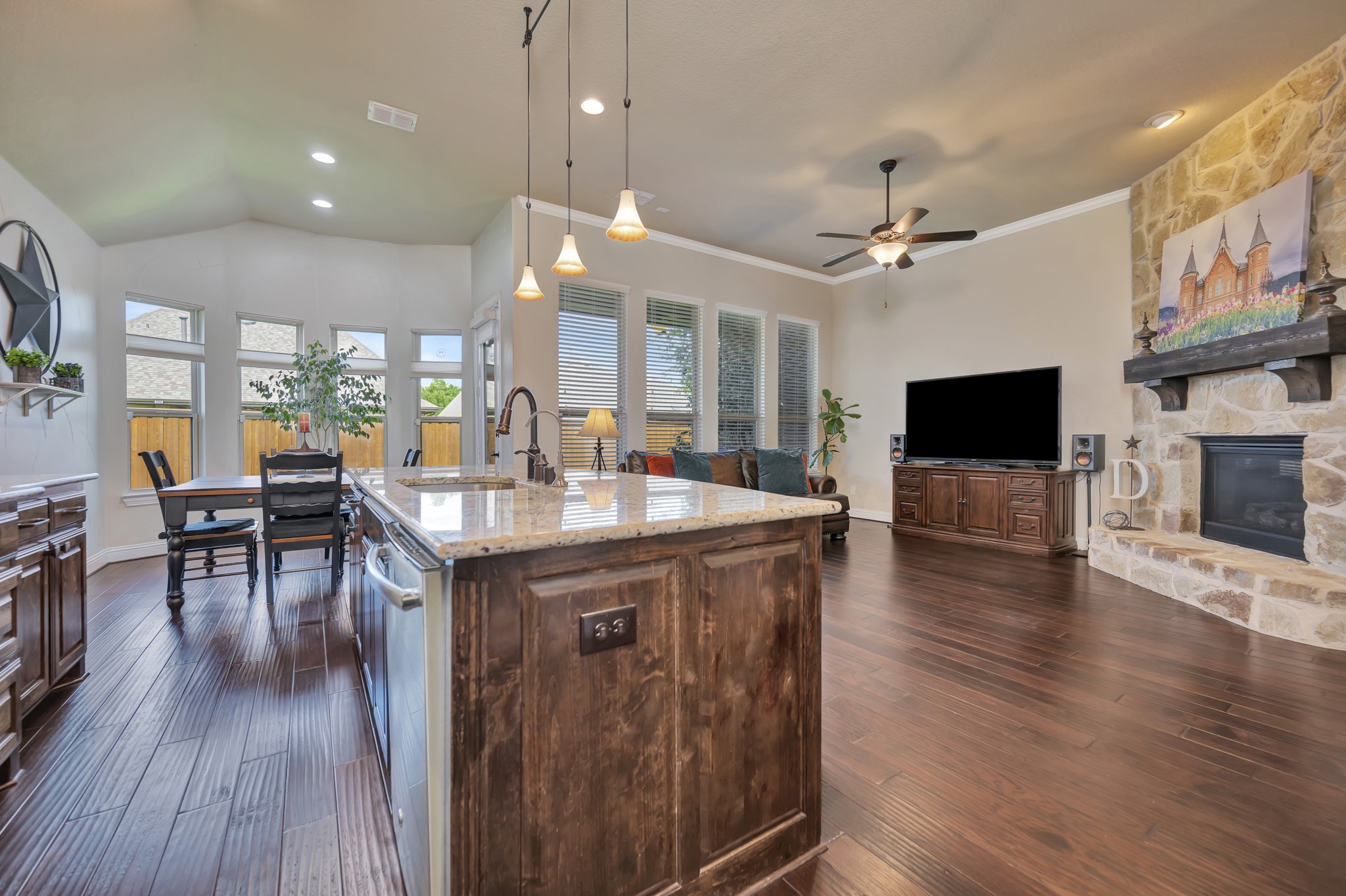 2822 Exeter Drive