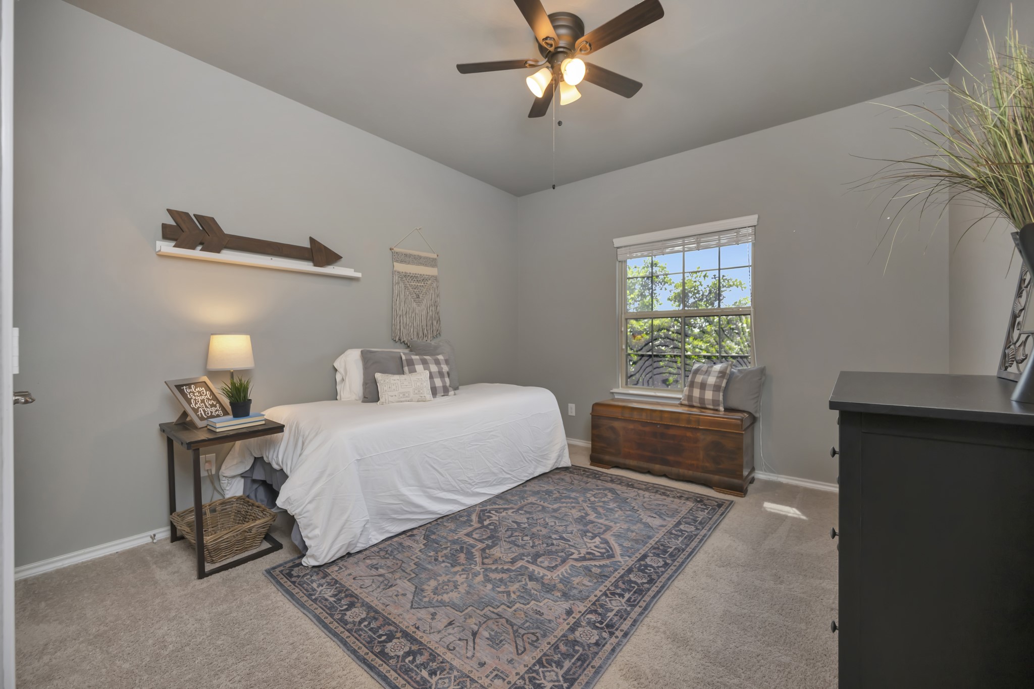 15716 Oak Pointe Drive