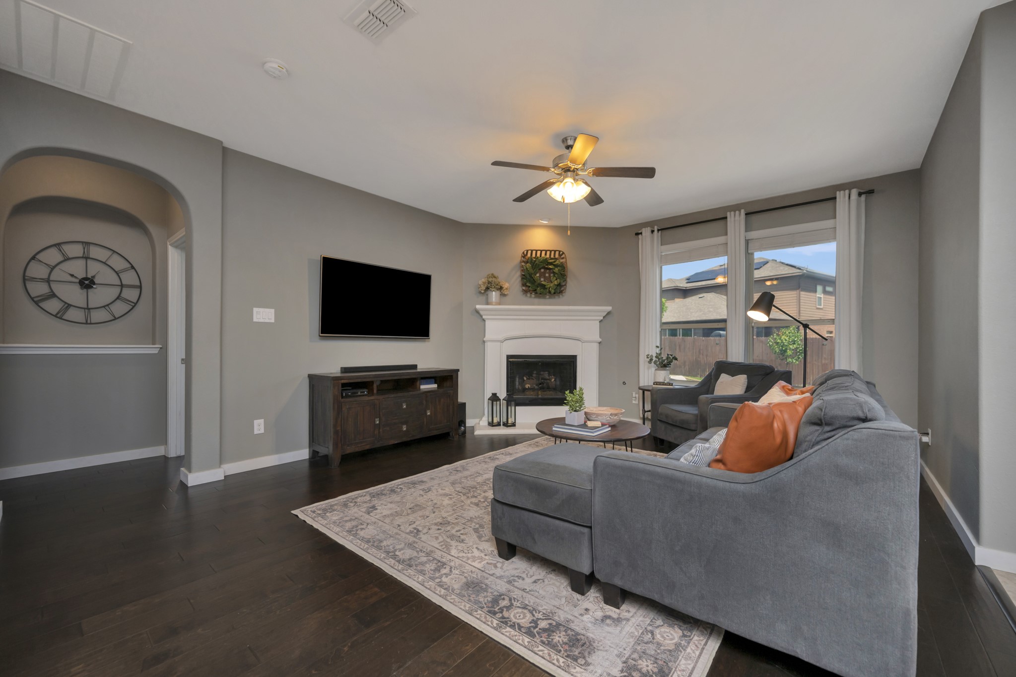 15716 Oak Pointe Drive