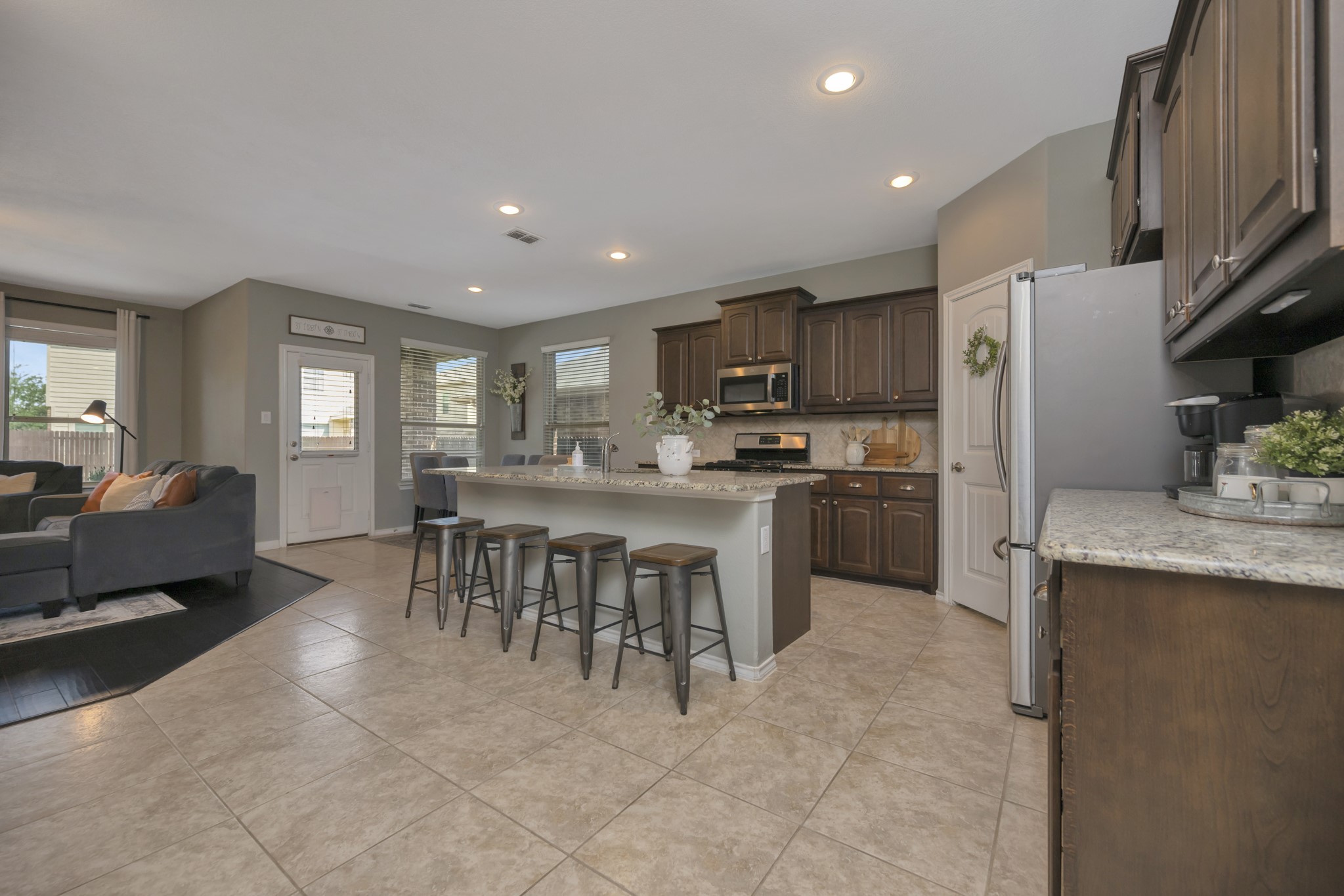 15716 Oak Pointe Drive
