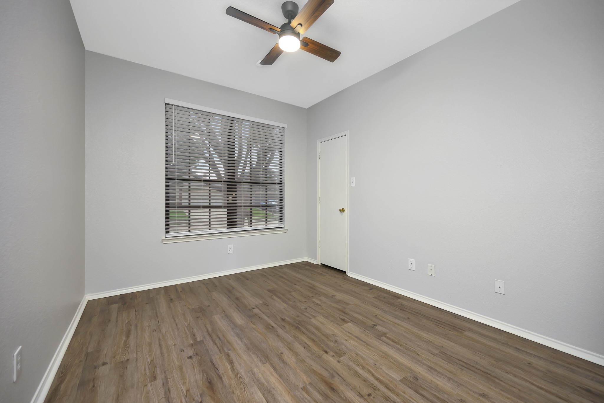 4144 Capstone Drive