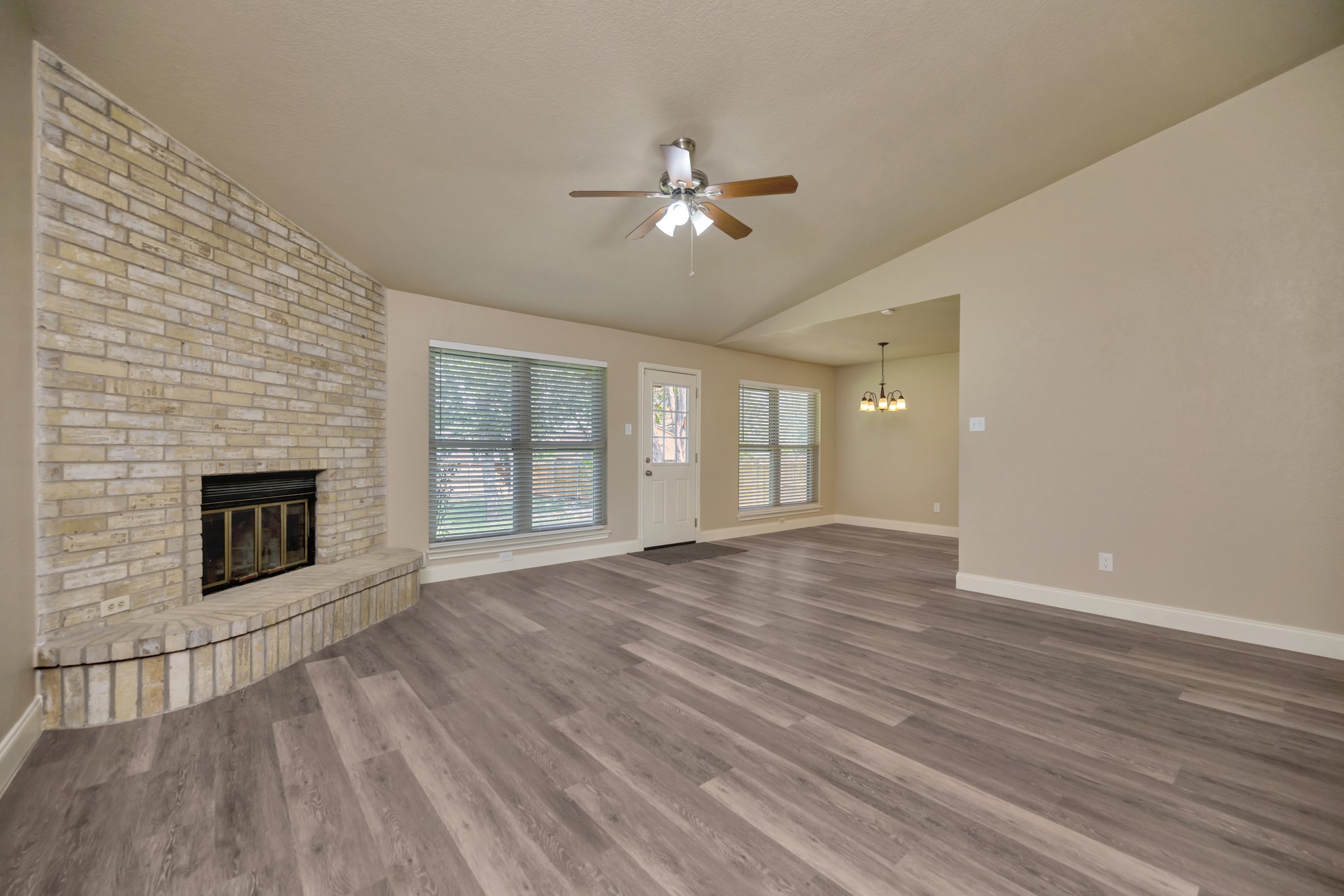 4729 Oarlock Drive