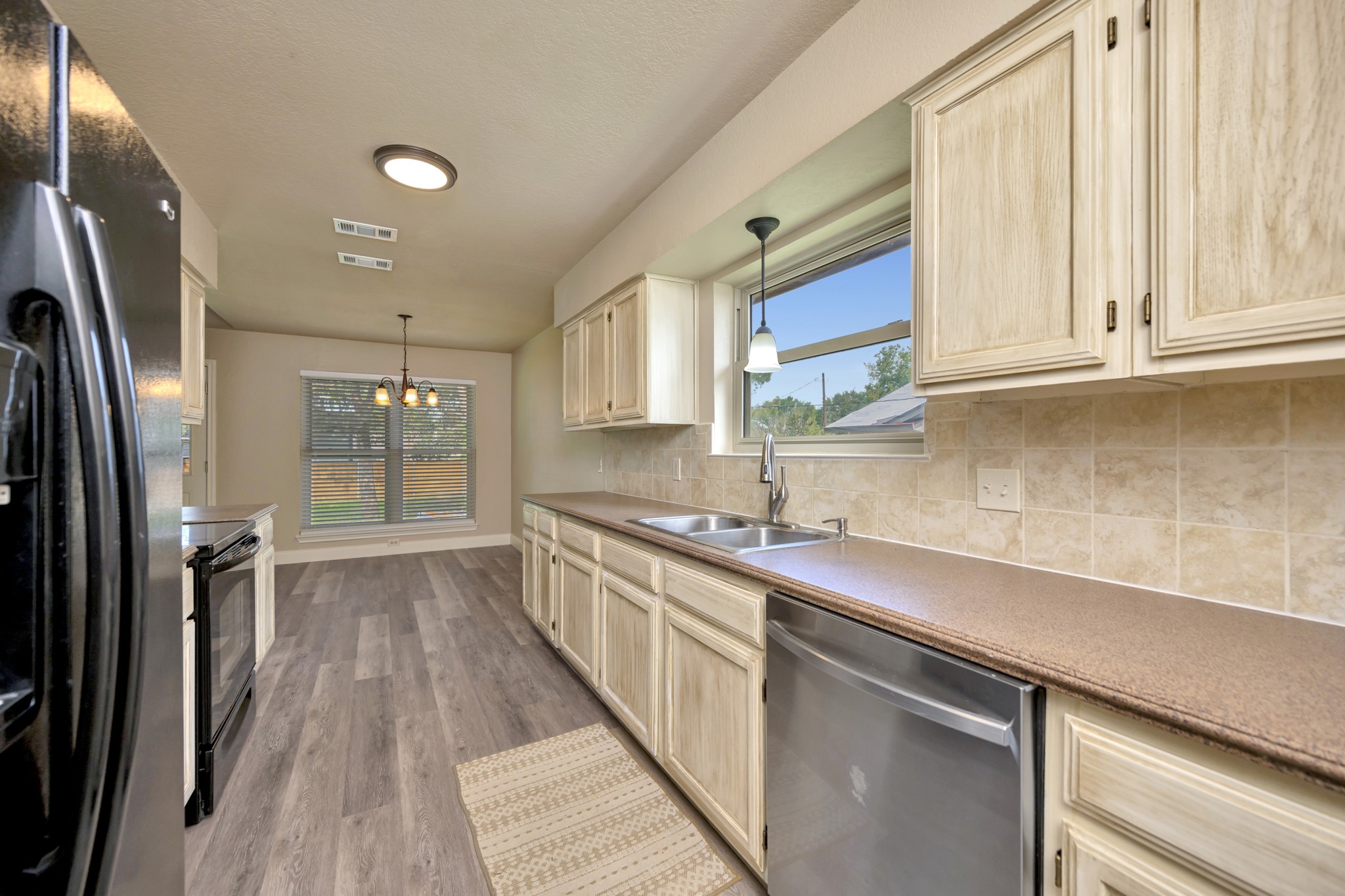 4729 Oarlock Drive