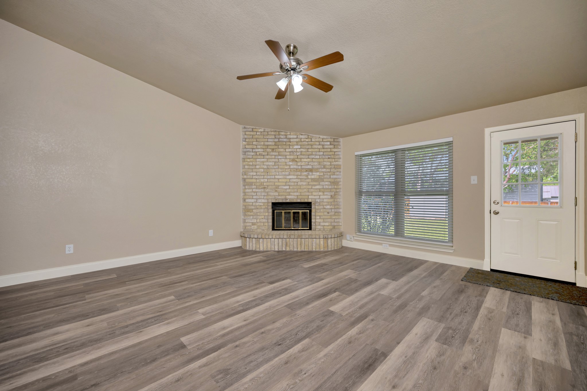 4729 Oarlock Drive