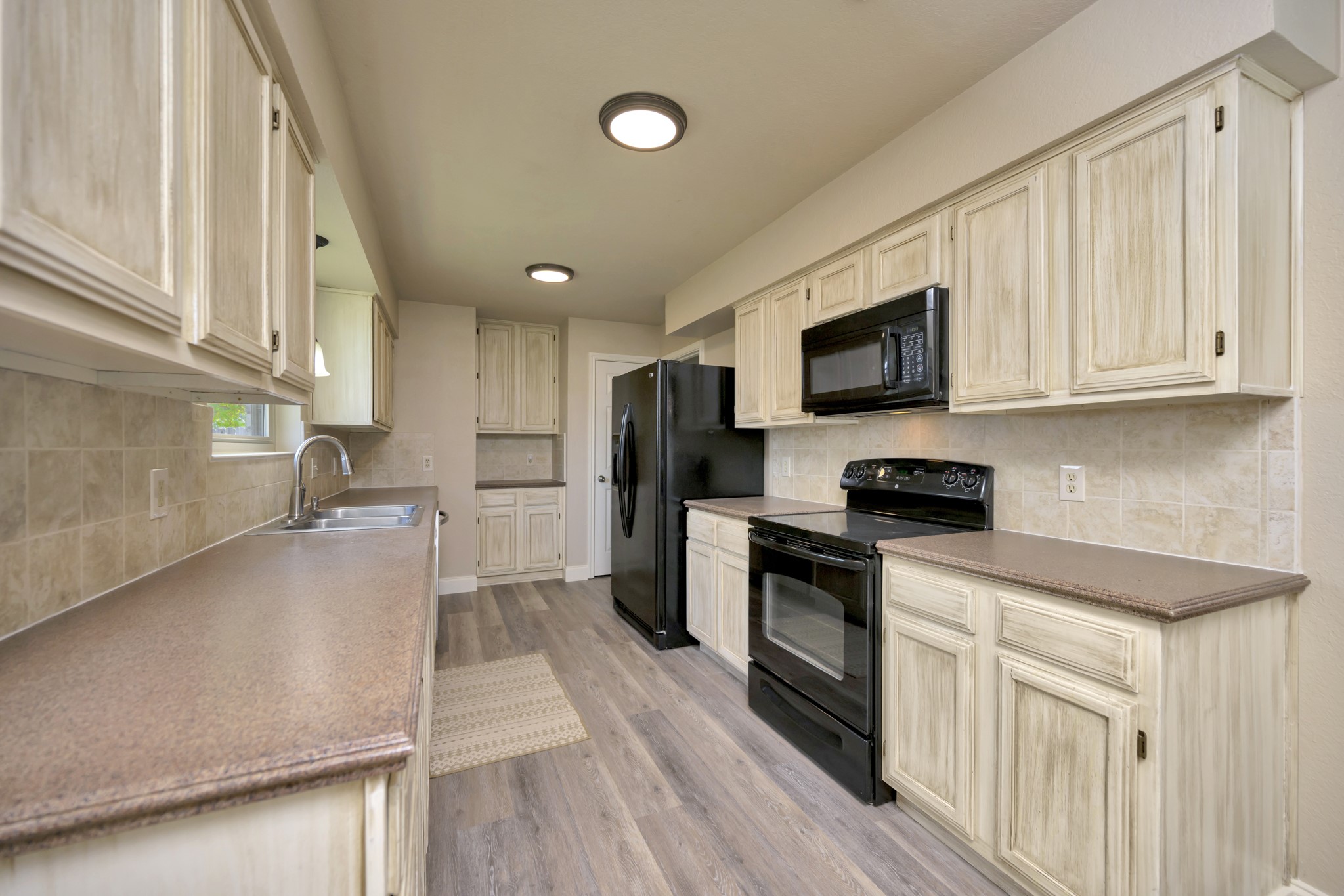 4729 Oarlock Drive