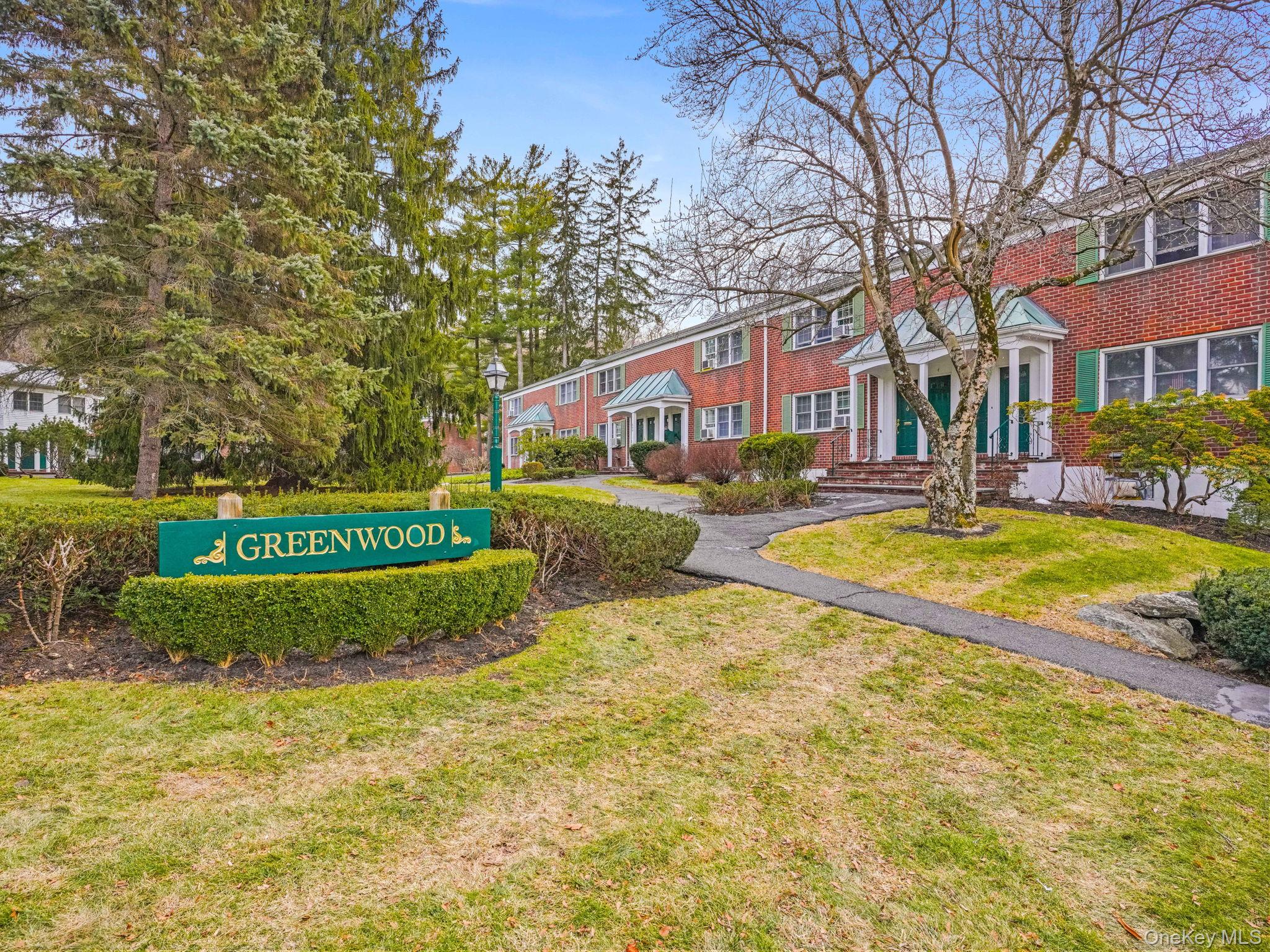 600 Bedford Road Unit: 15