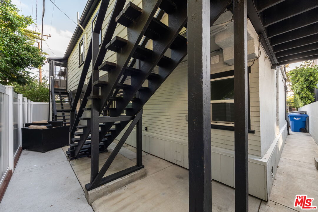 617 Westmount Dr