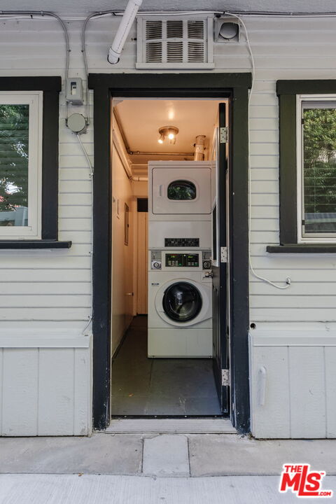 617 Westmount Dr