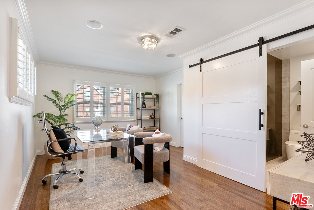 4180 Mount Vernon Dr