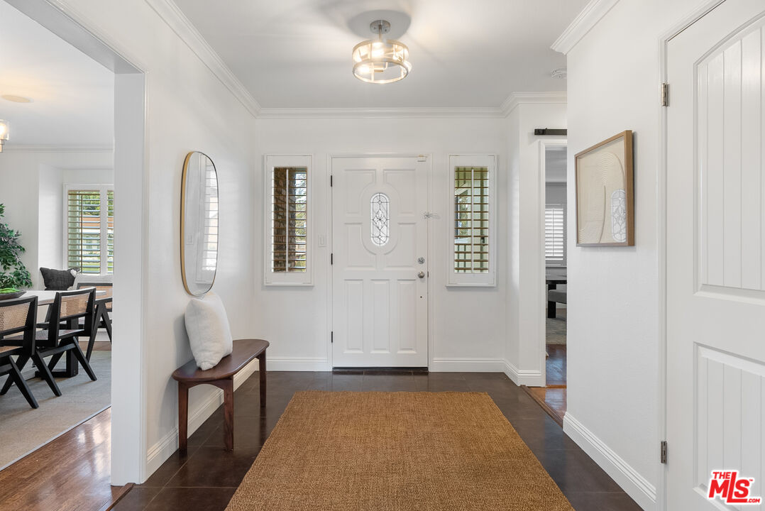 4180 Mount Vernon Dr