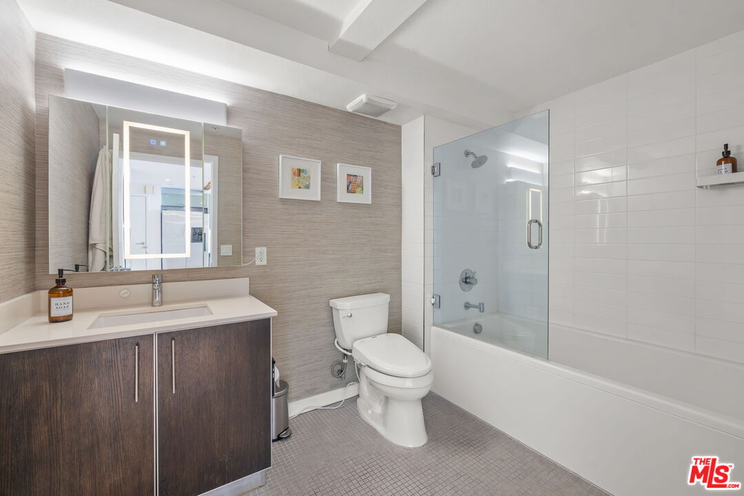 4215 Glencoe Ave Unit: 410