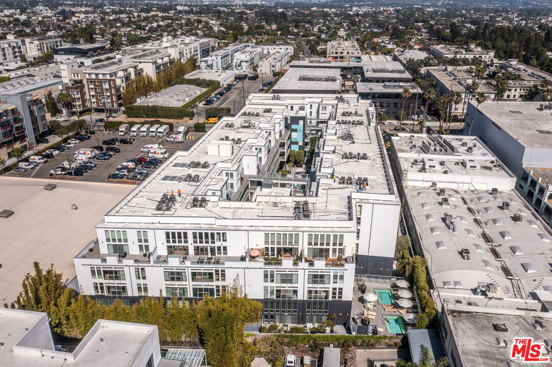 4215 Glencoe Ave Unit: 410