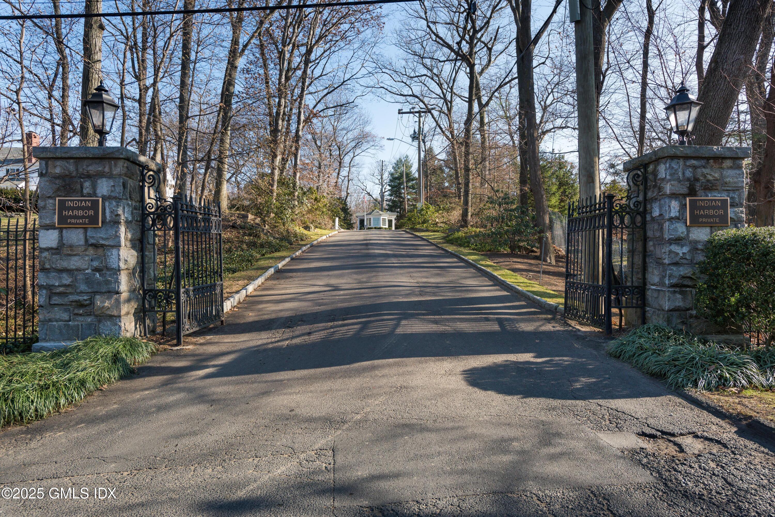 2 Vista Drive