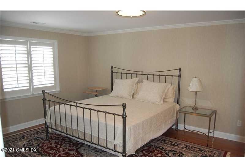 51 Forest Avenue, 71