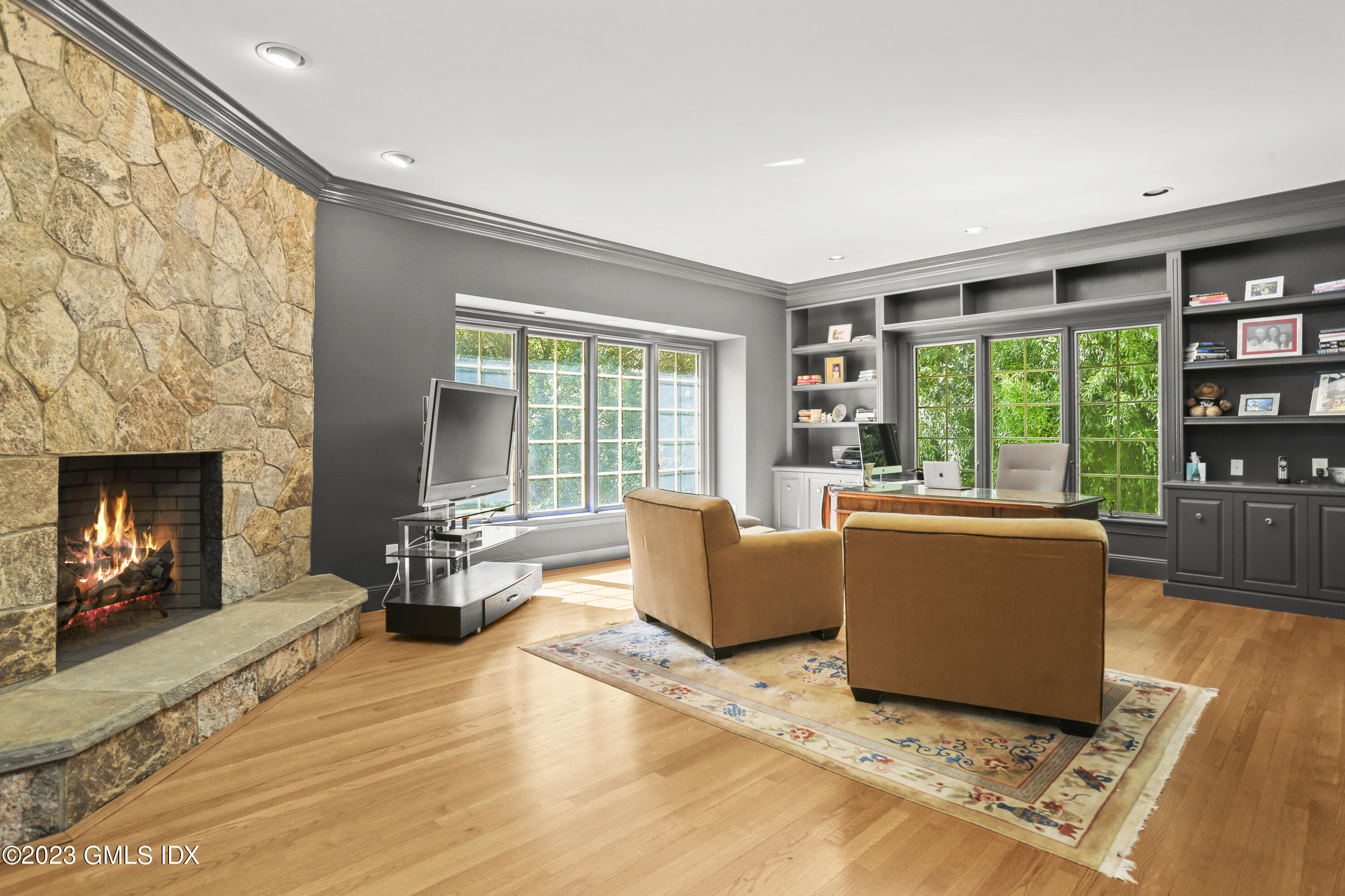 4 Mountain Laurel Drive