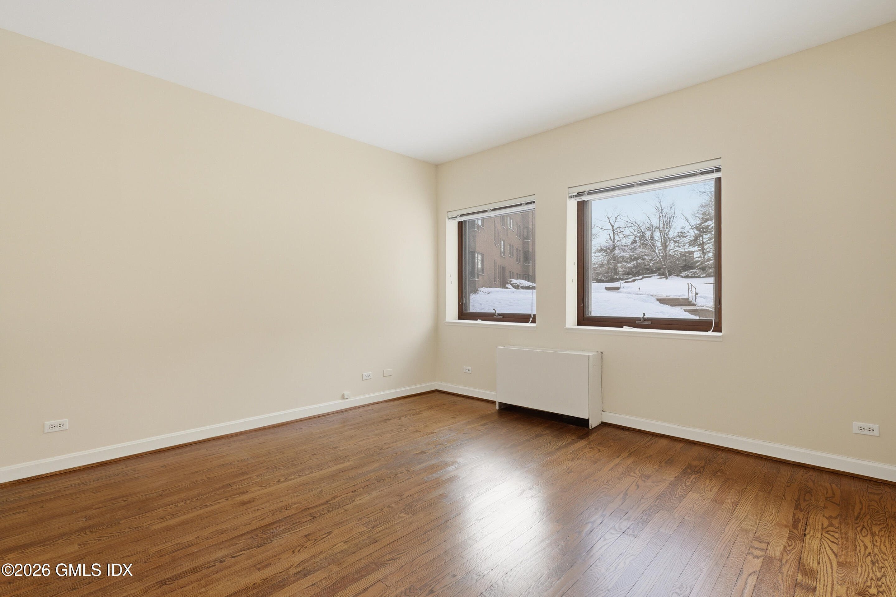 1 Milbank Avenue 1A