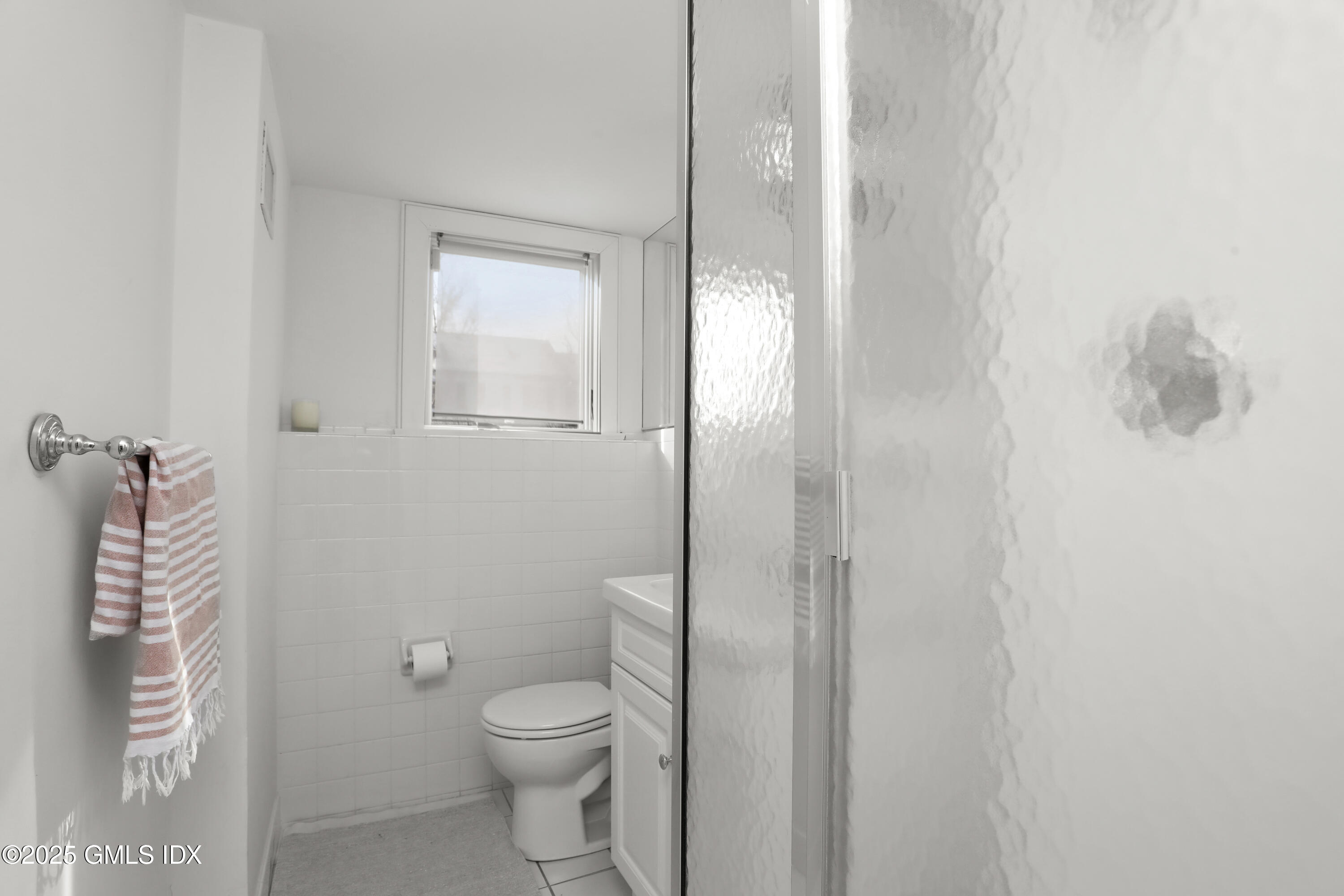 6 Meadowbank Road