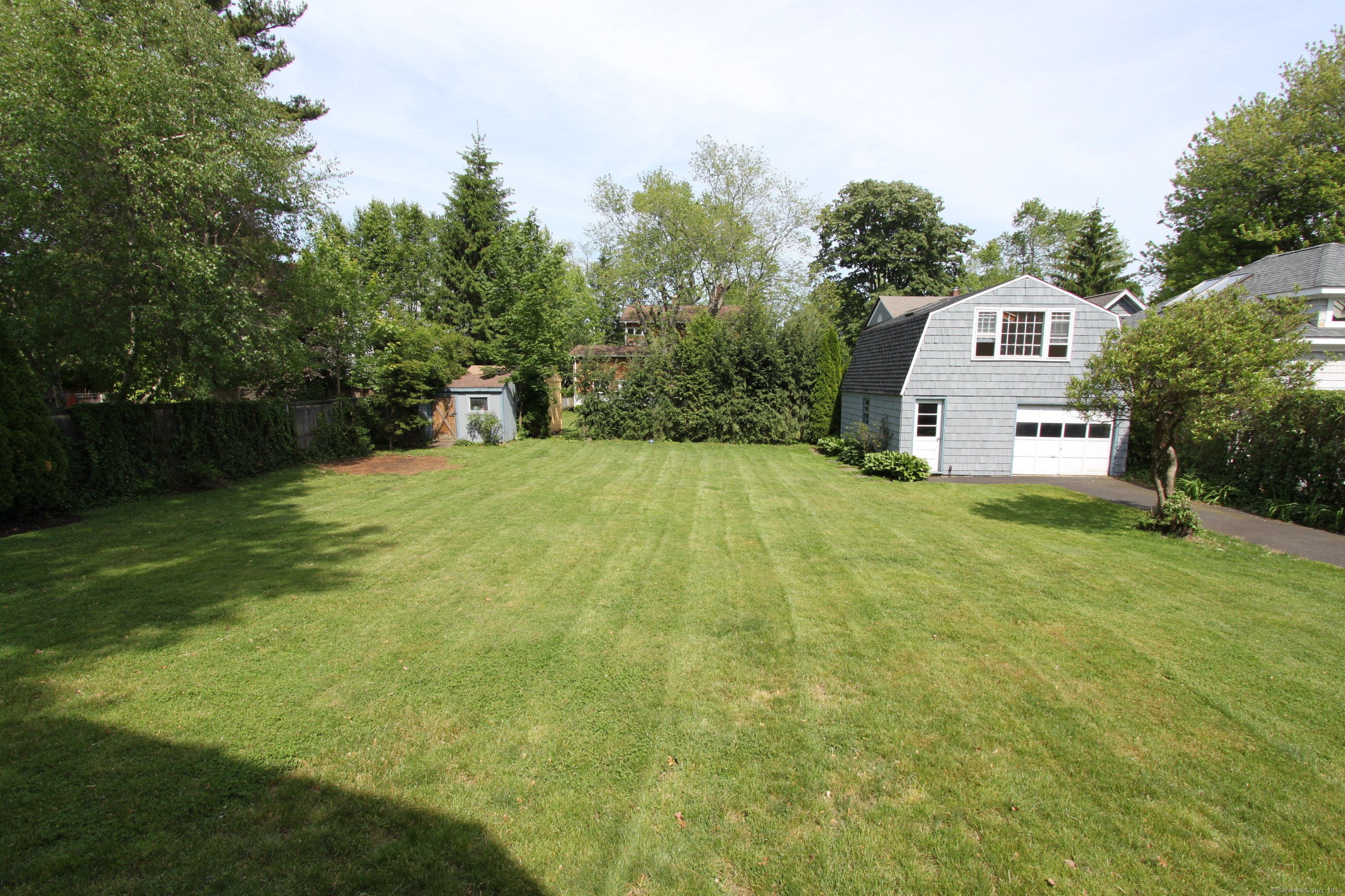 10 Eggleston Lane