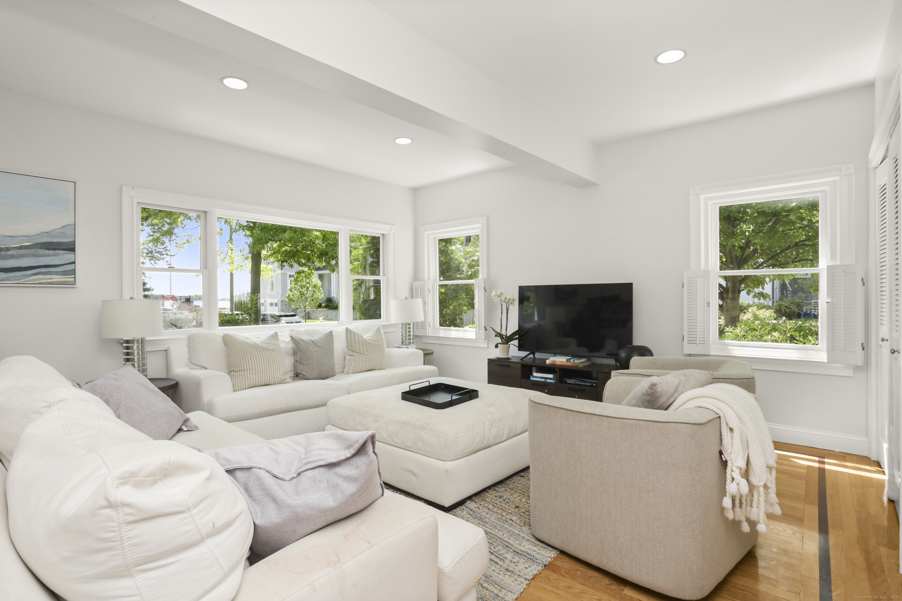 10 Eggleston Lane