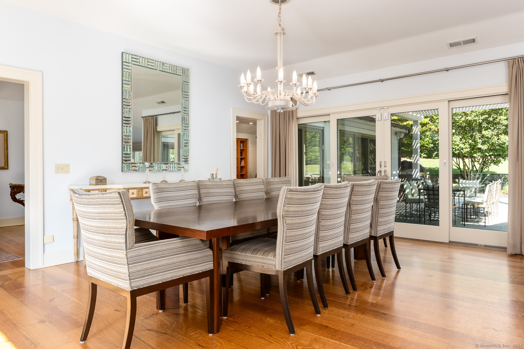 7 Cotswood Road