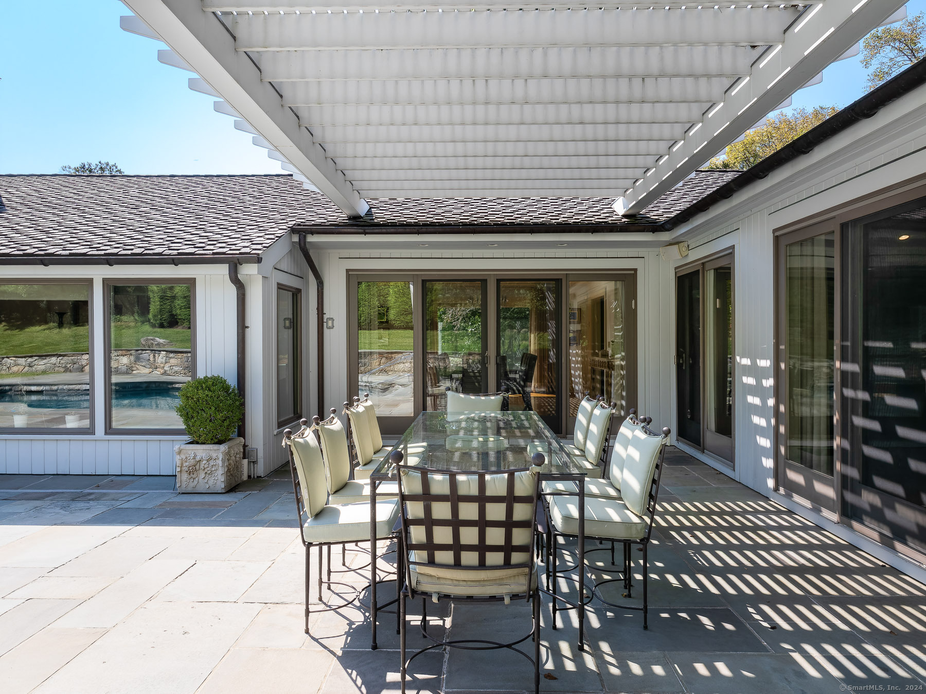 7 Cotswood Road