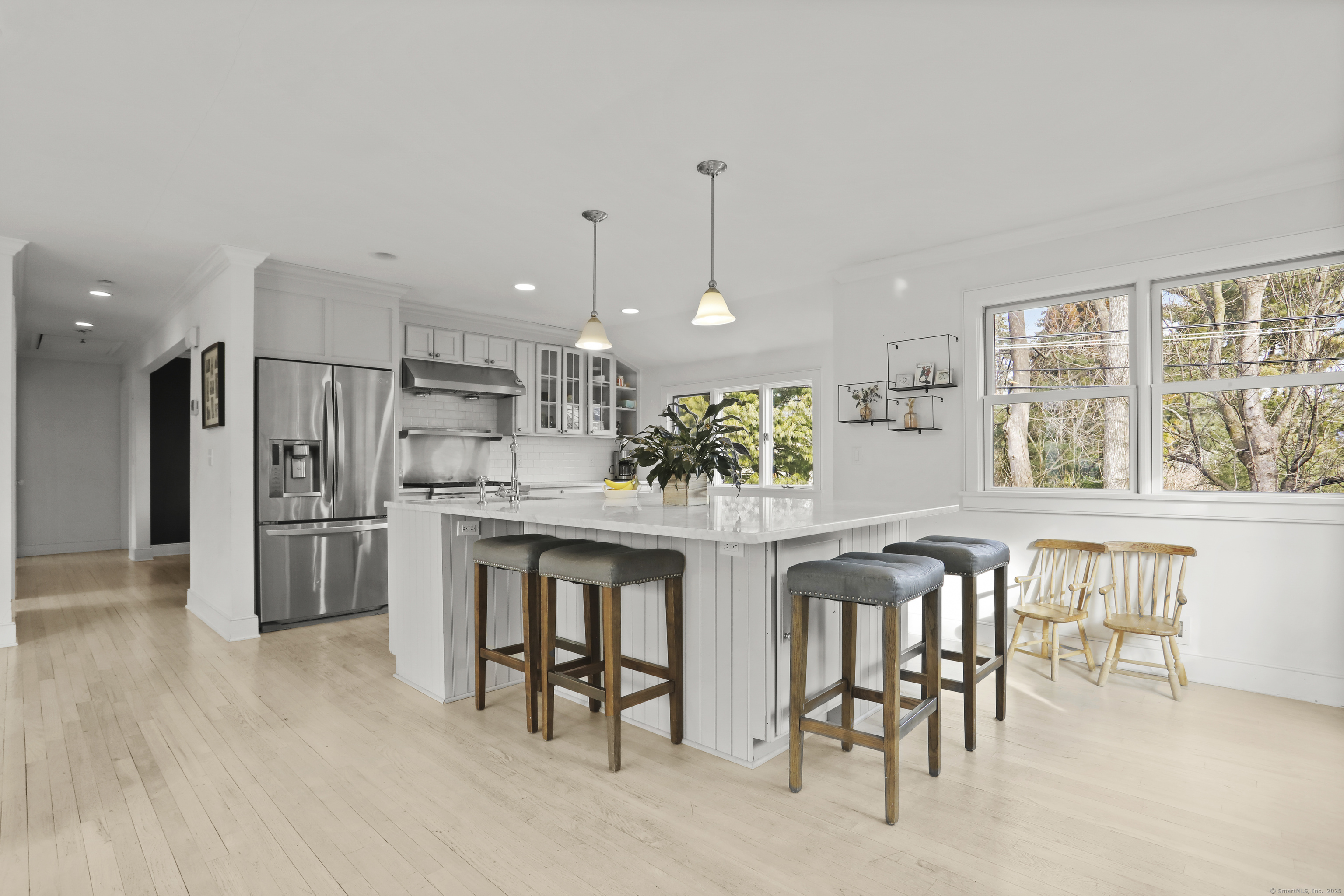 6 Meadowbank Road