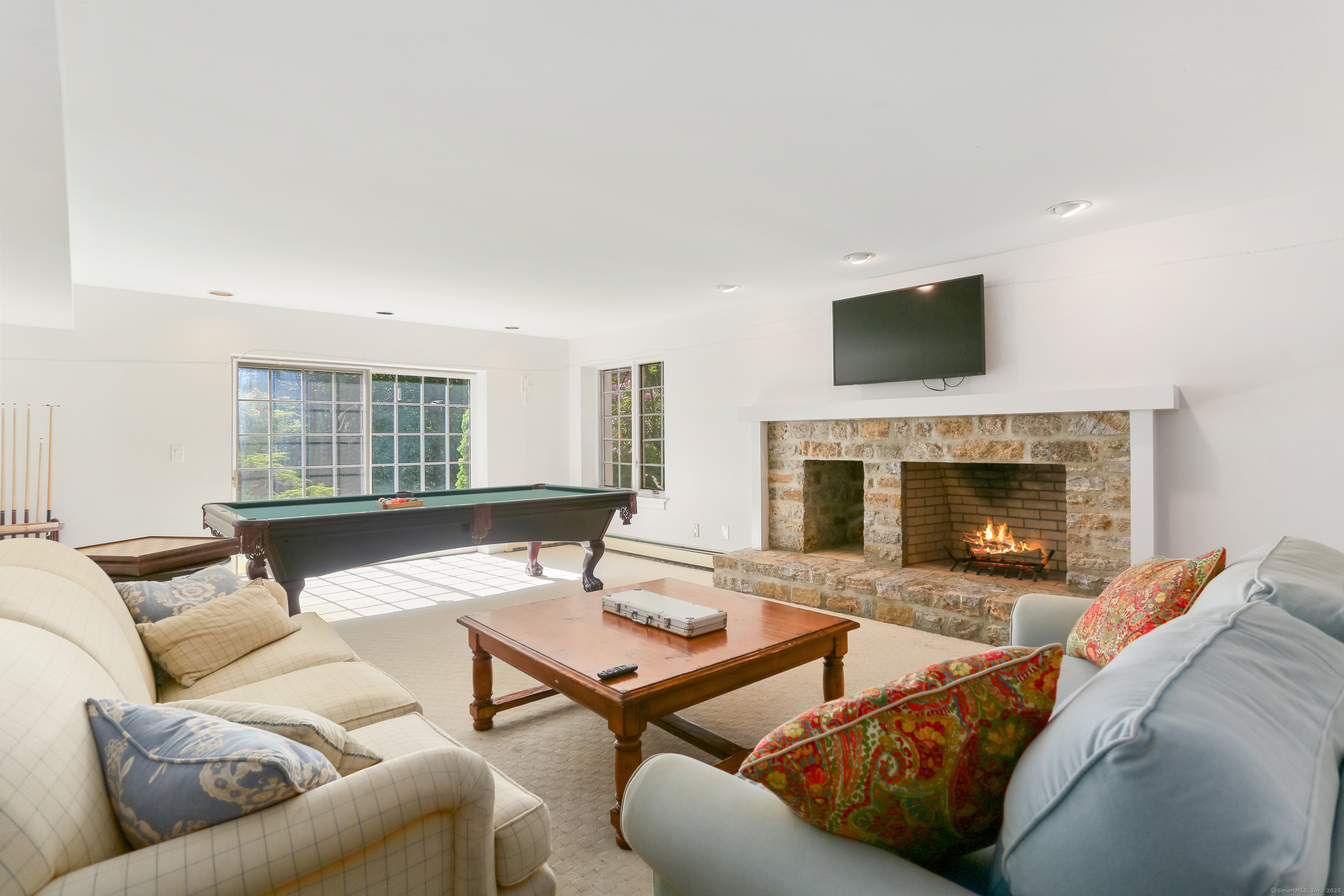 4 Mountain Laurel Drive